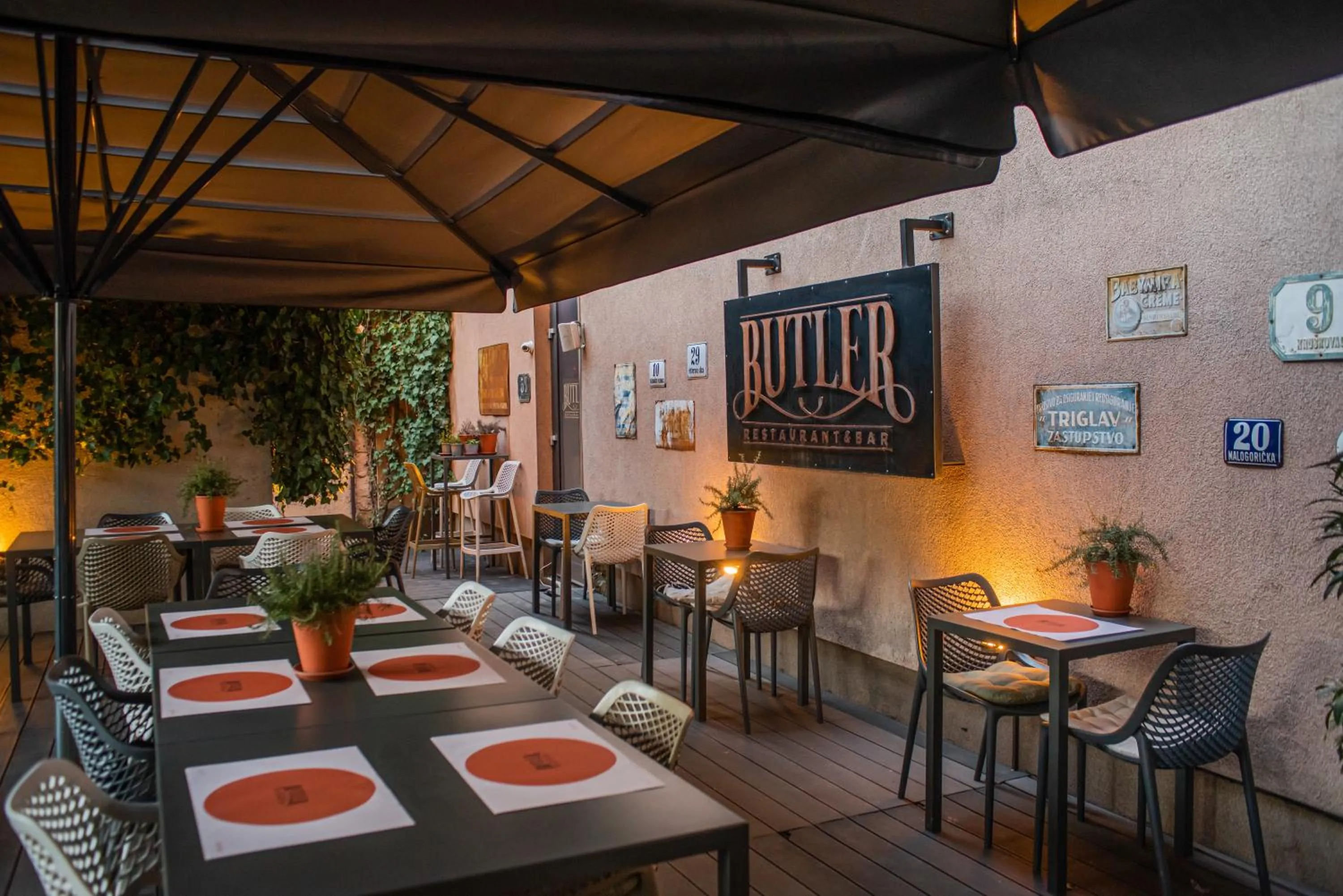 Property building in Hotel Sliško