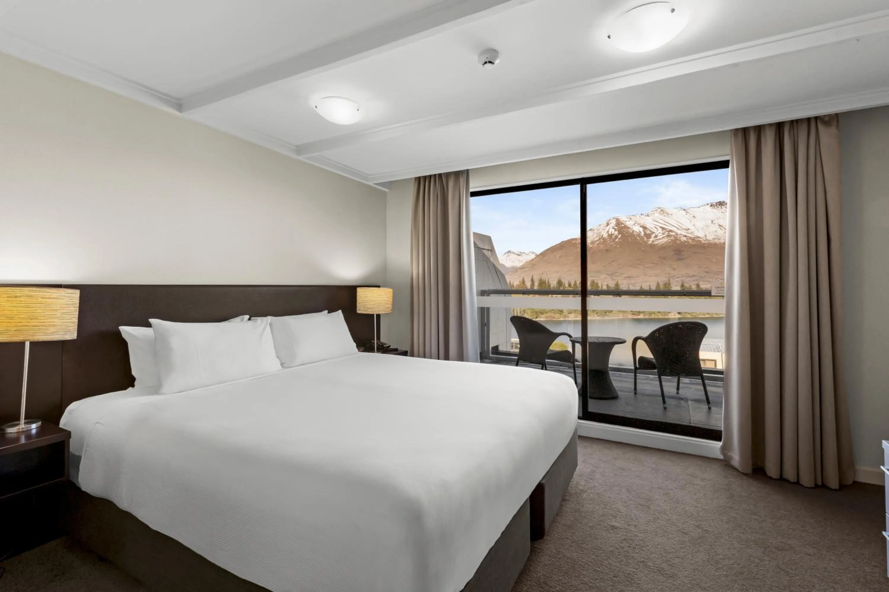 Bedroom, Bed in Copthorne Hotel & Apartments Queenstown Lakeview