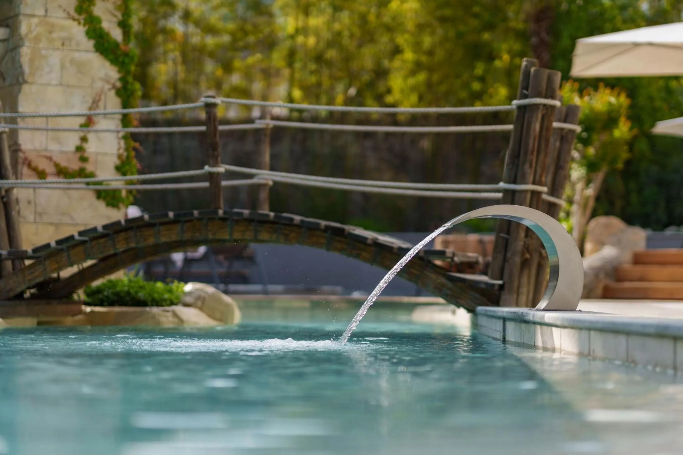 Swimming pool in Hotel Vier Jahreszeiten