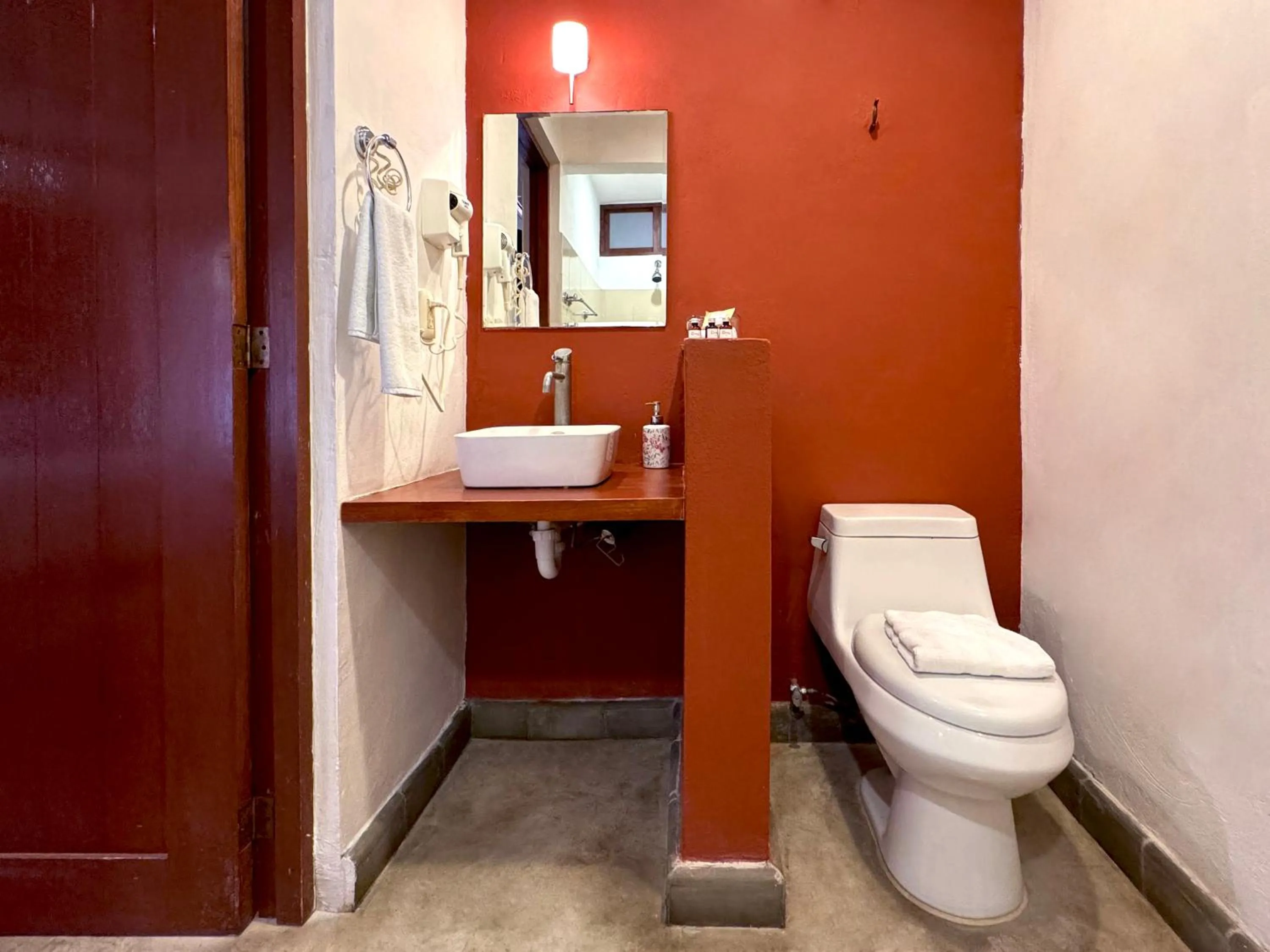 Toilet in Art 57 Hotel - Adults Only