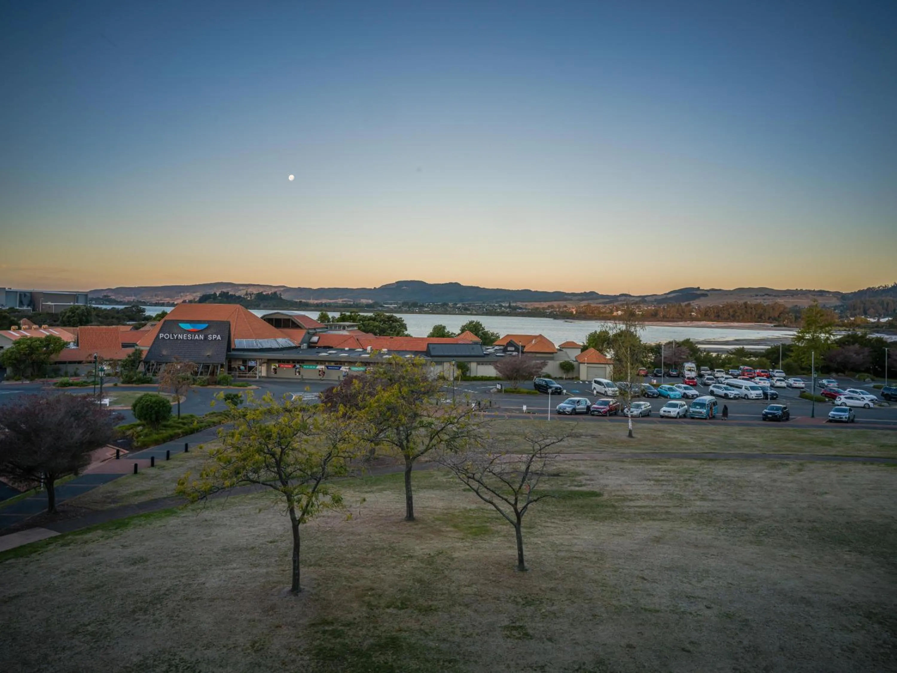 Lake view in Millennium Hotel Rotorua