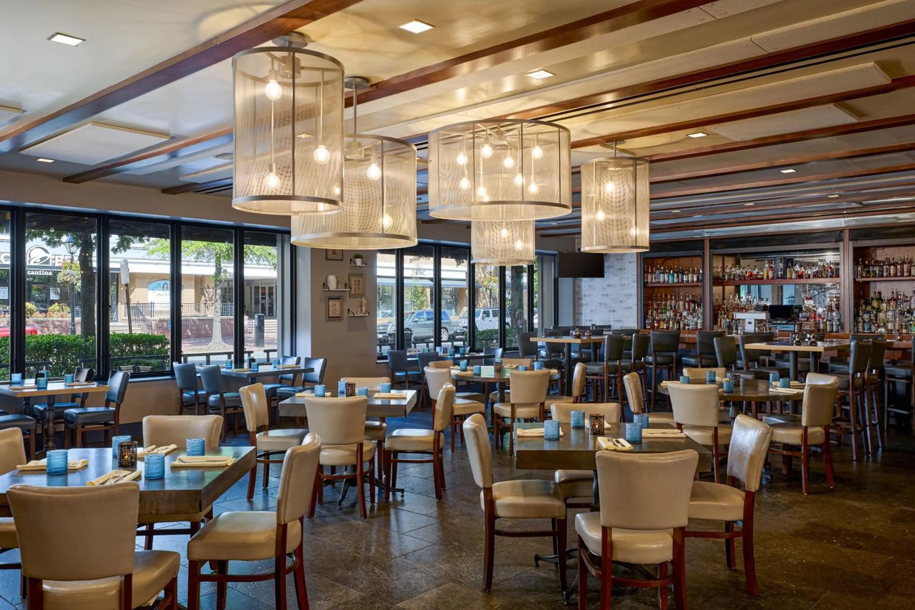 Restaurant/places to eat in The Alexandrian Old Town Alexandria, Autograph Collection