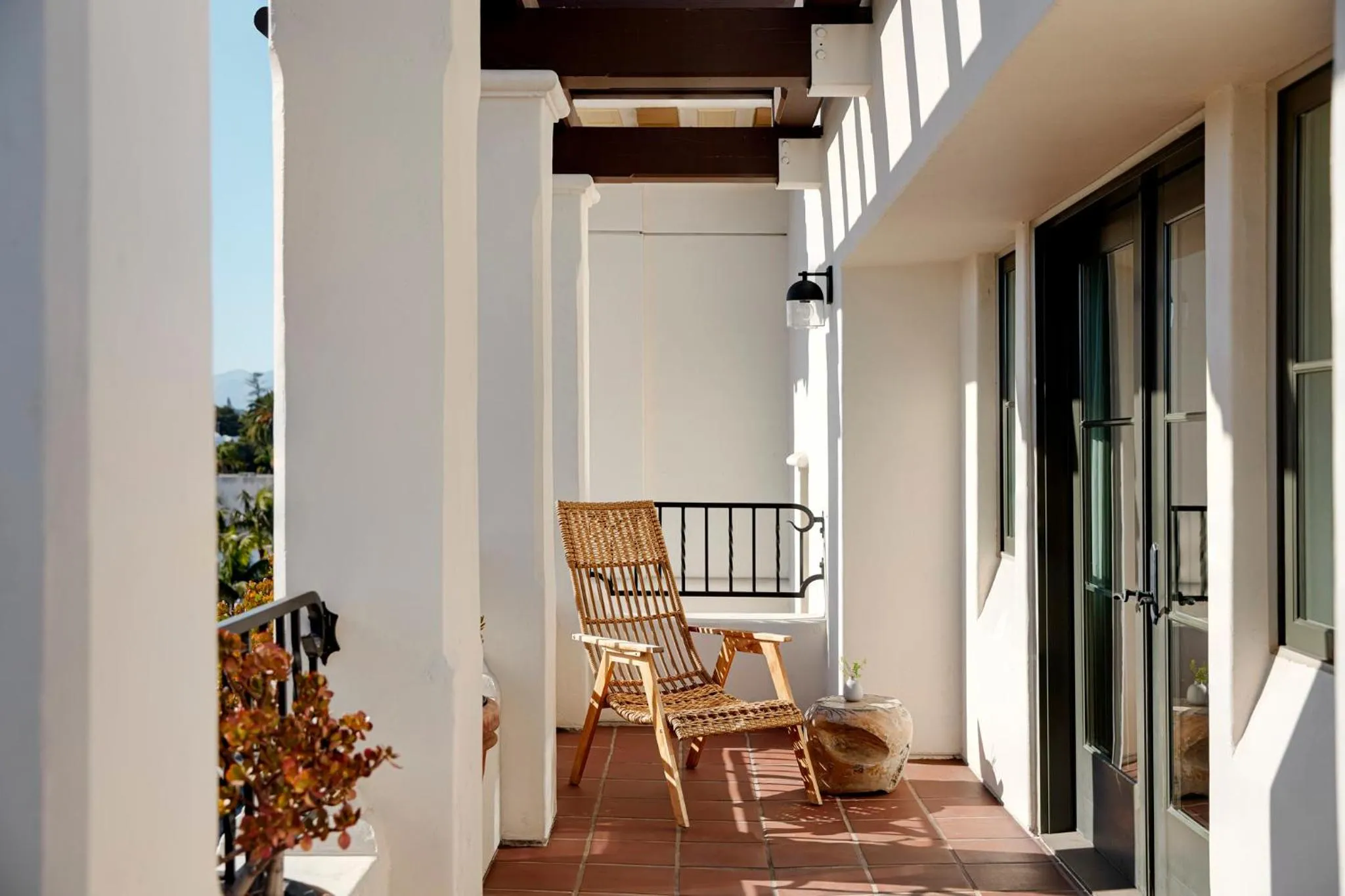 Photo of the whole room in Kimpton Canary Hotel by IHG