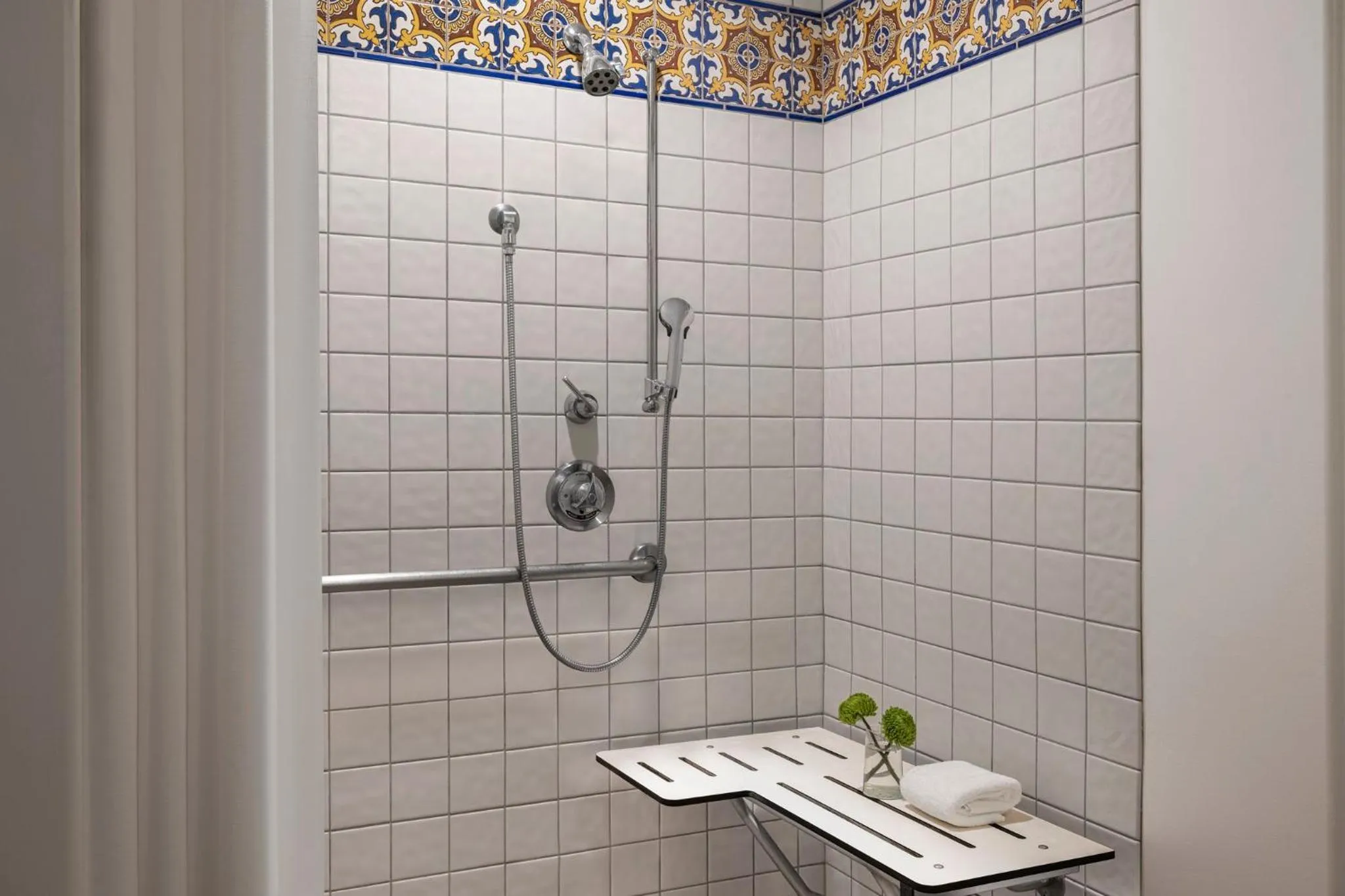 Bathroom in Kimpton Canary Hotel by IHG