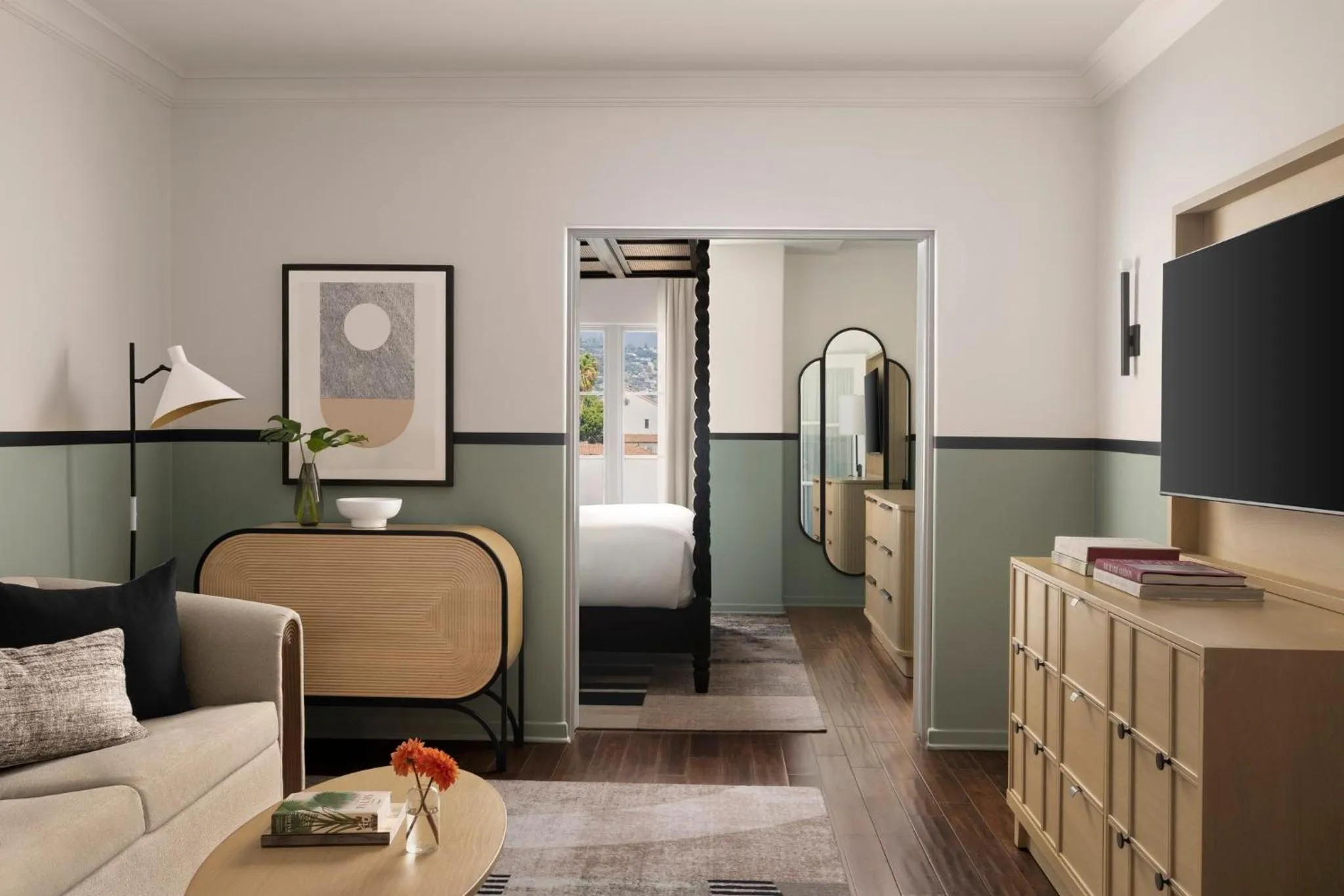 Photo of the whole room, Bed in Kimpton Canary Hotel by IHG