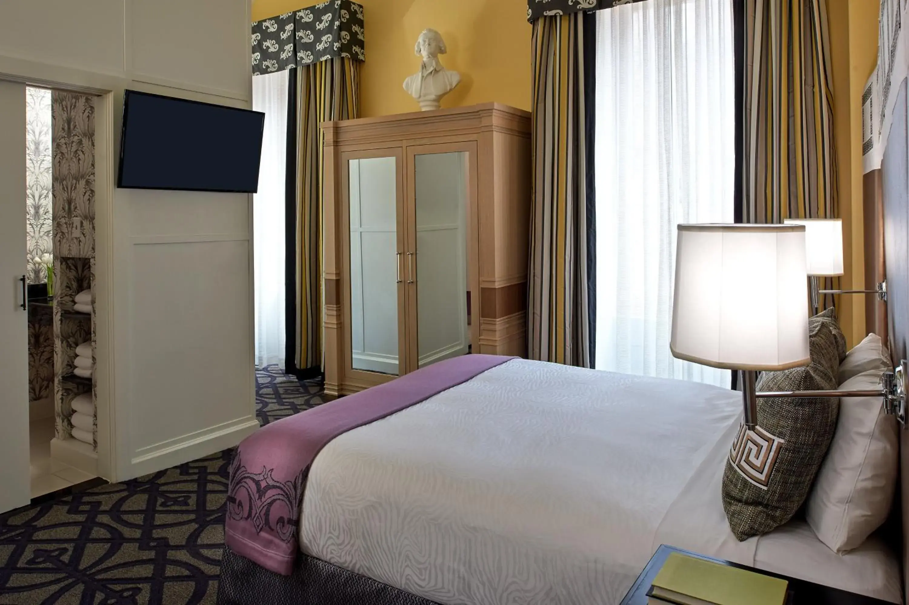 Essential Queen Room in Kimpton Hotel Monaco Washington DC by IHG Essential Queen Room in Kimpton Hotel Monaco Washington DC by IHG