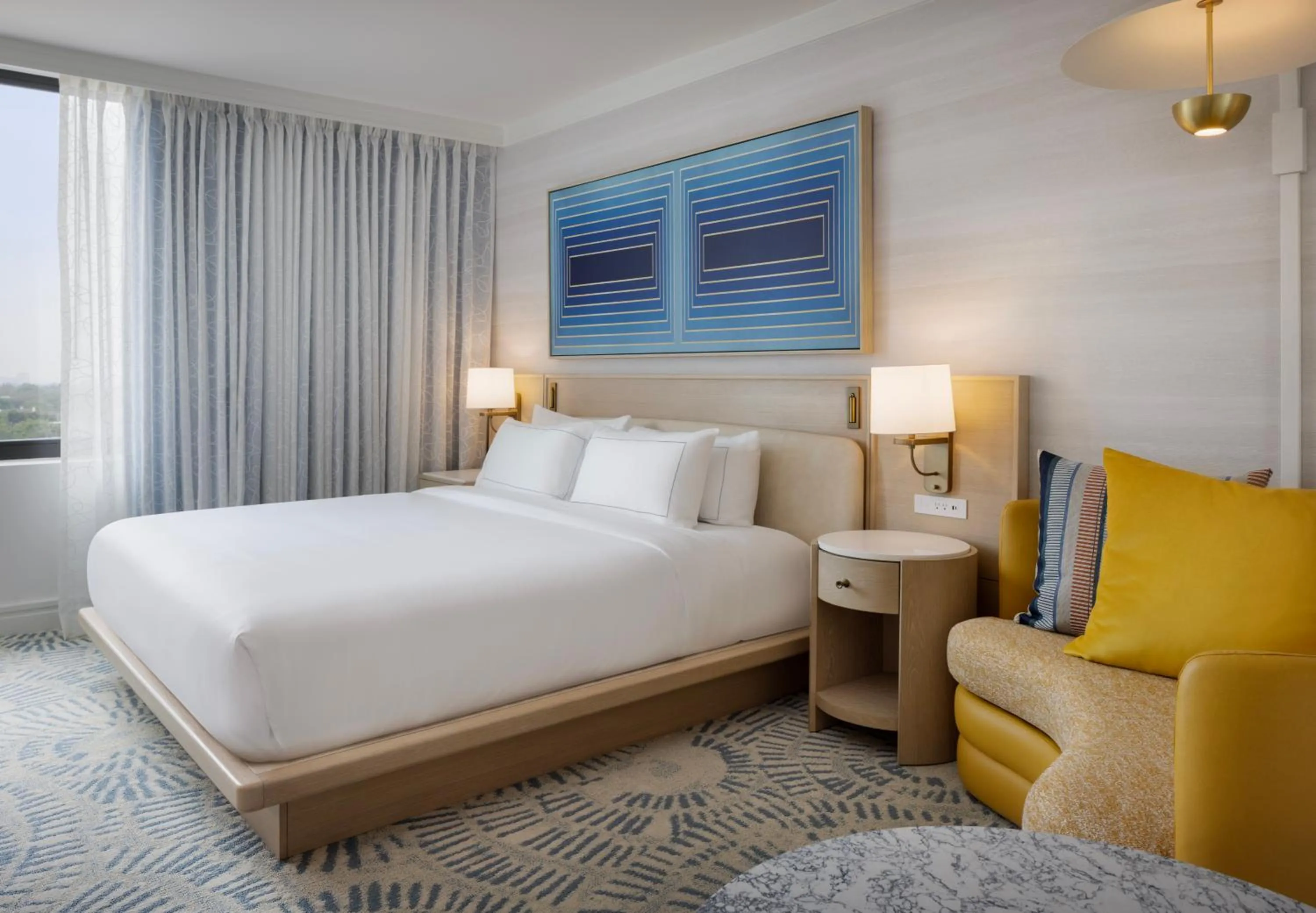 Bedroom, Bed in The Highland Dallas, Curio Collection by Hilton