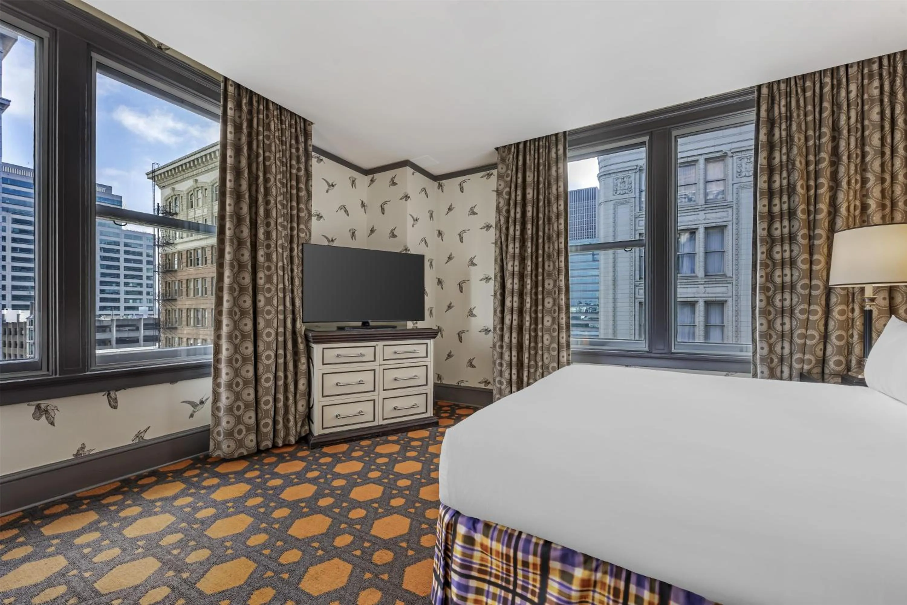 Bedroom, Bed in The Royal Sonesta Portland Downtown