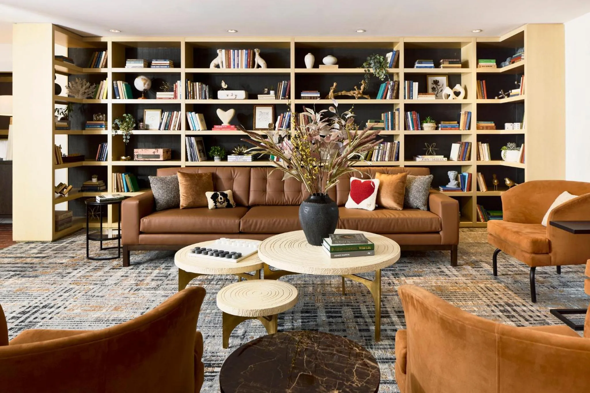 Facade/entrance in Archer Hotel Old Town Alexandria