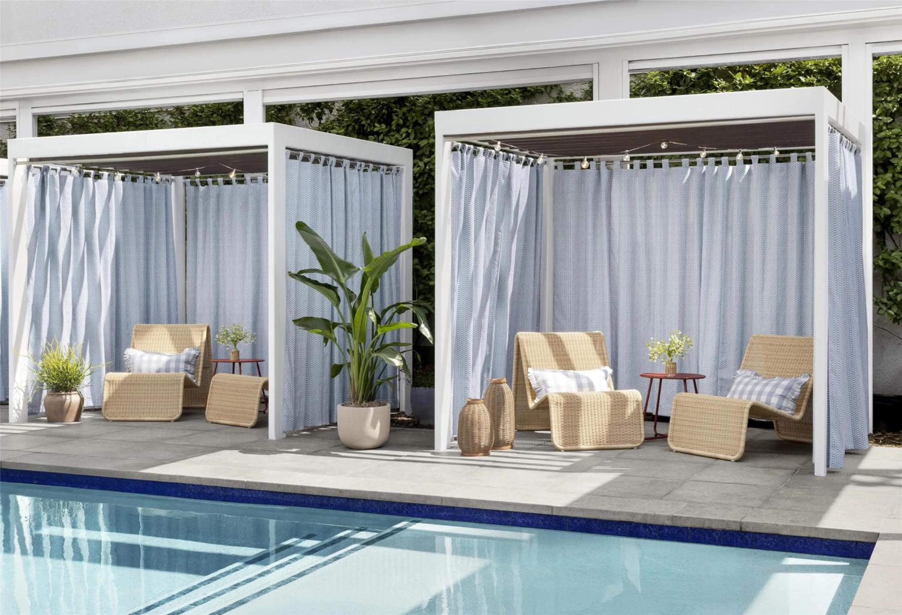 Pool view in Graduate by Hilton Dallas