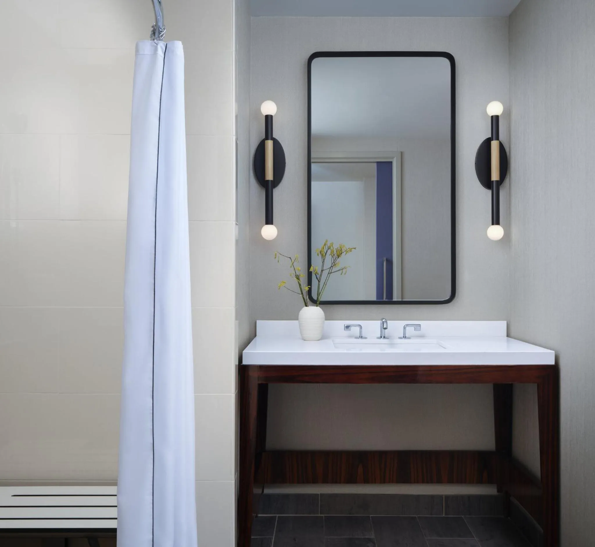 Photo of the whole room in Kimpton Hotel Palomar Phoenix Cityscape by IHG