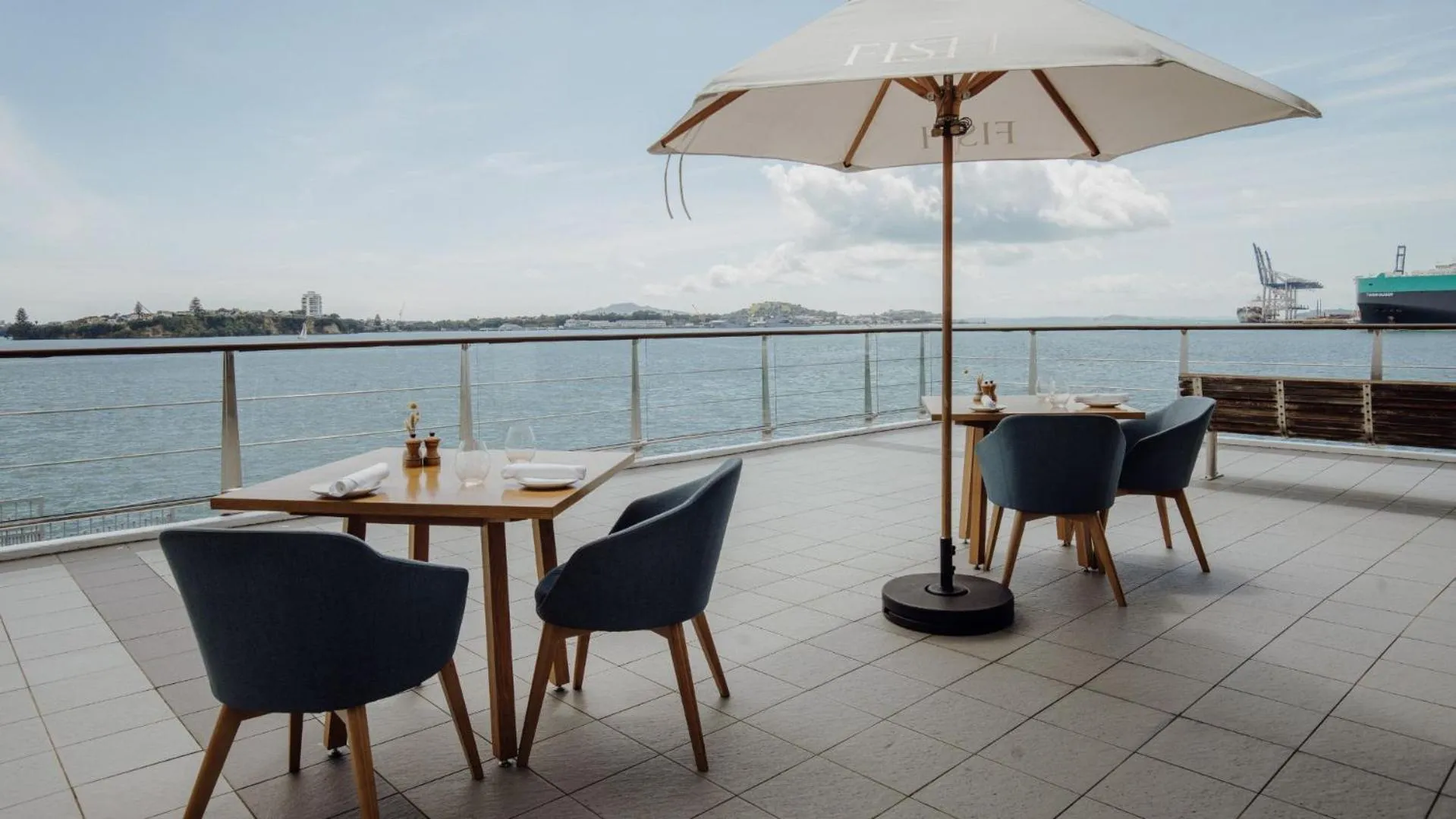 Restaurant/places to eat in Hilton Auckland
