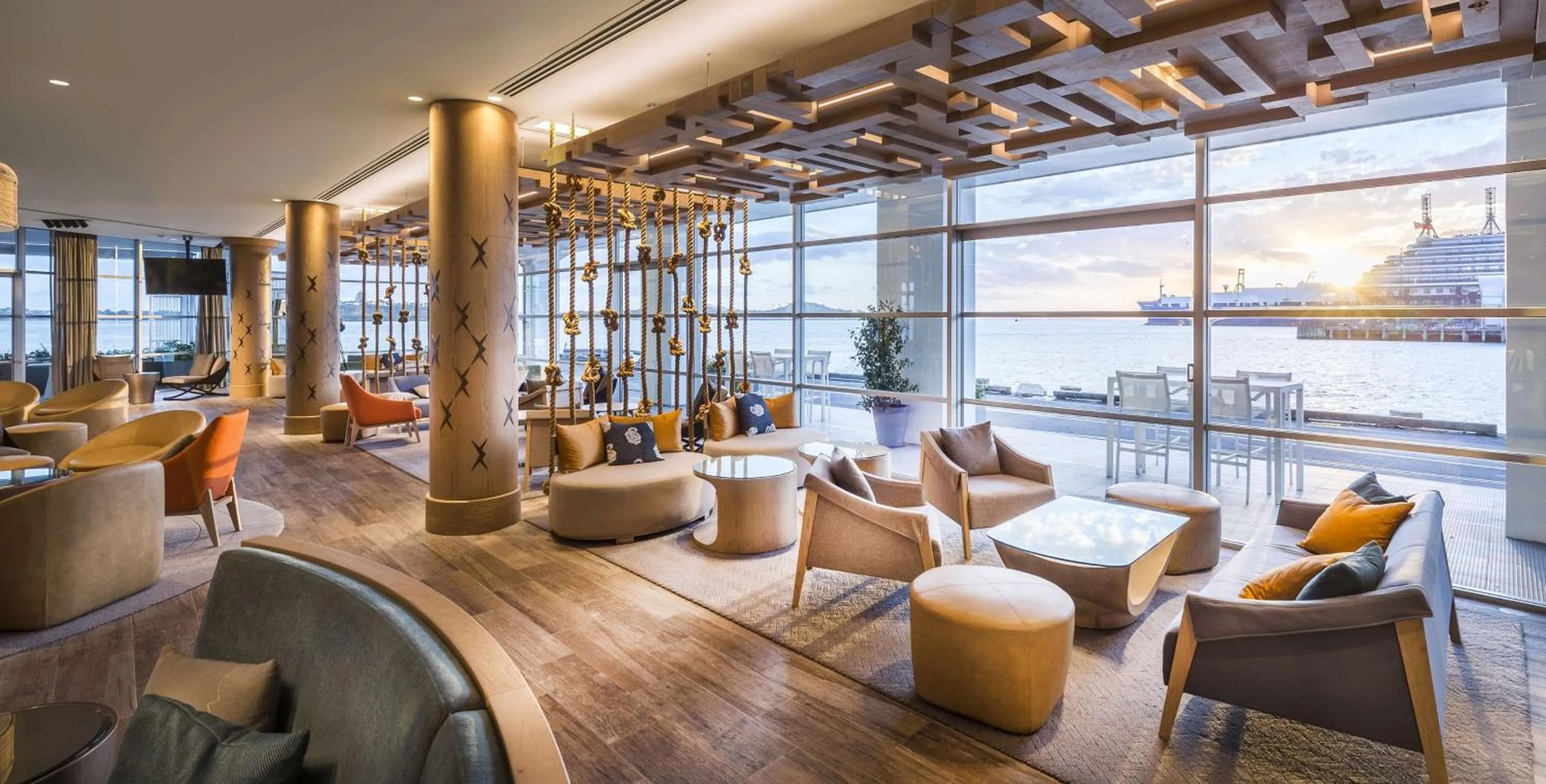 Restaurant/places to eat in Hilton Auckland