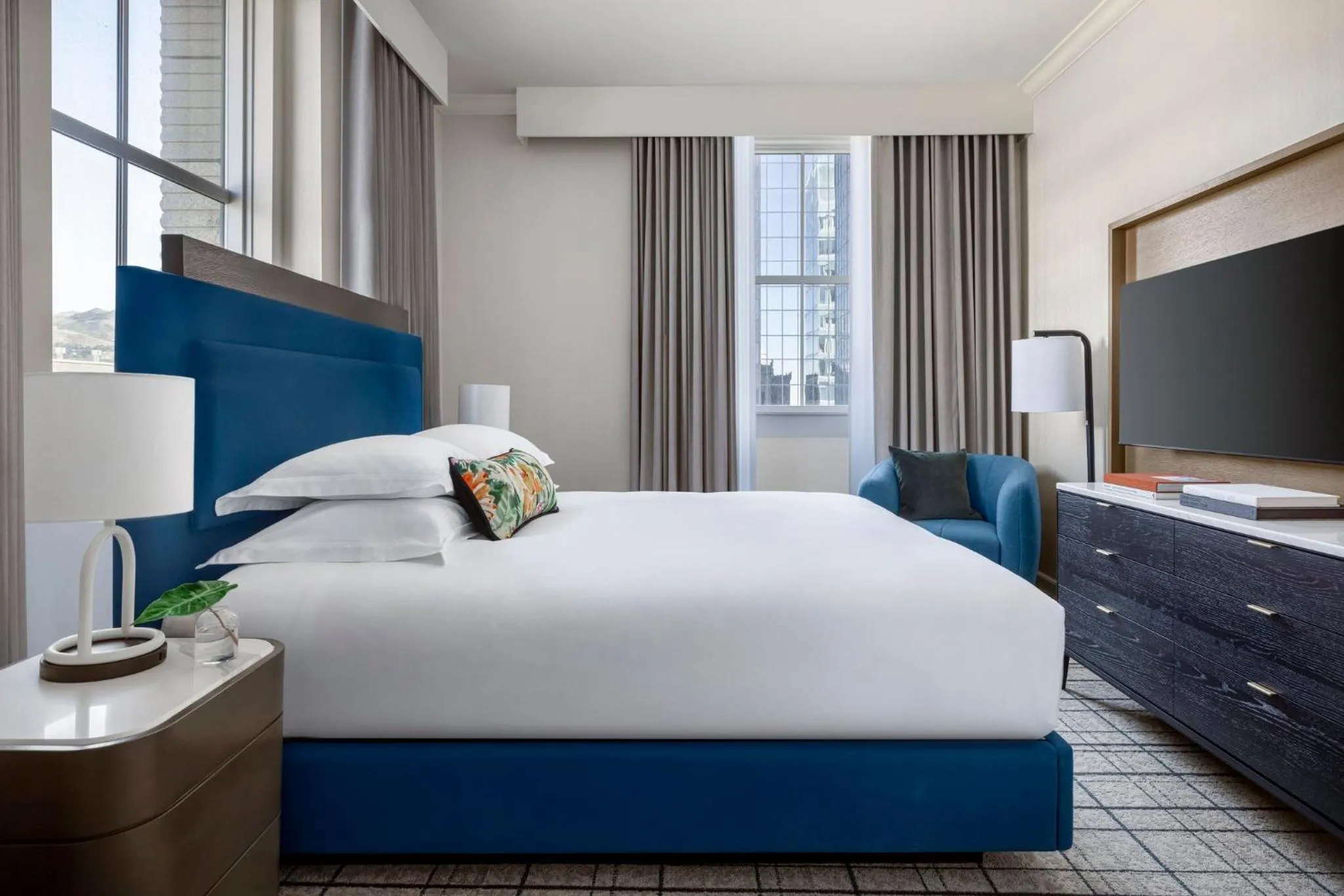 Photo of the whole room, Bed in Kimpton Hotel Monaco Salt Lake City by IHG