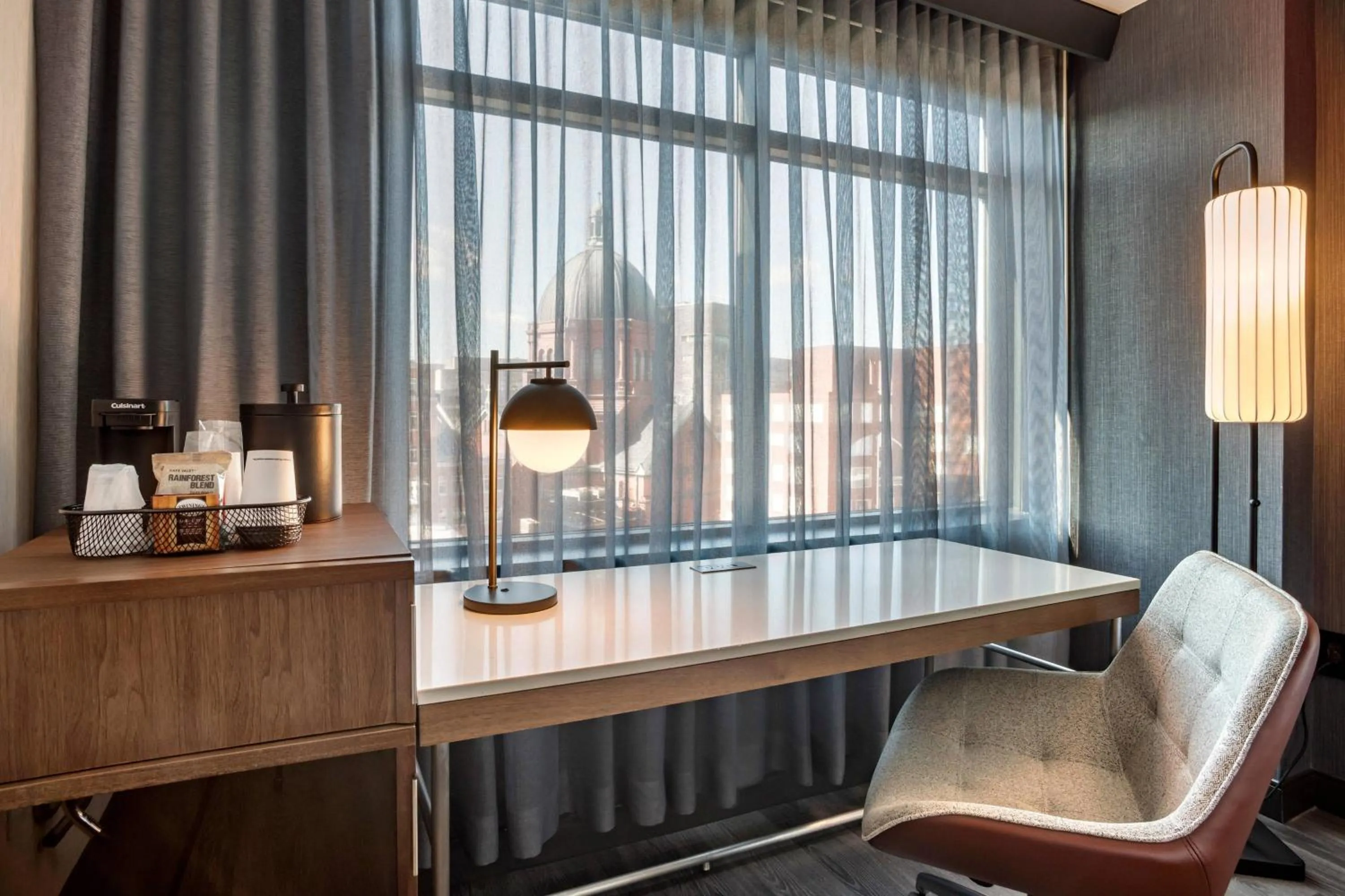 Photo of the whole room in Courtyard by Marriott Washington, DC Dupont Circle