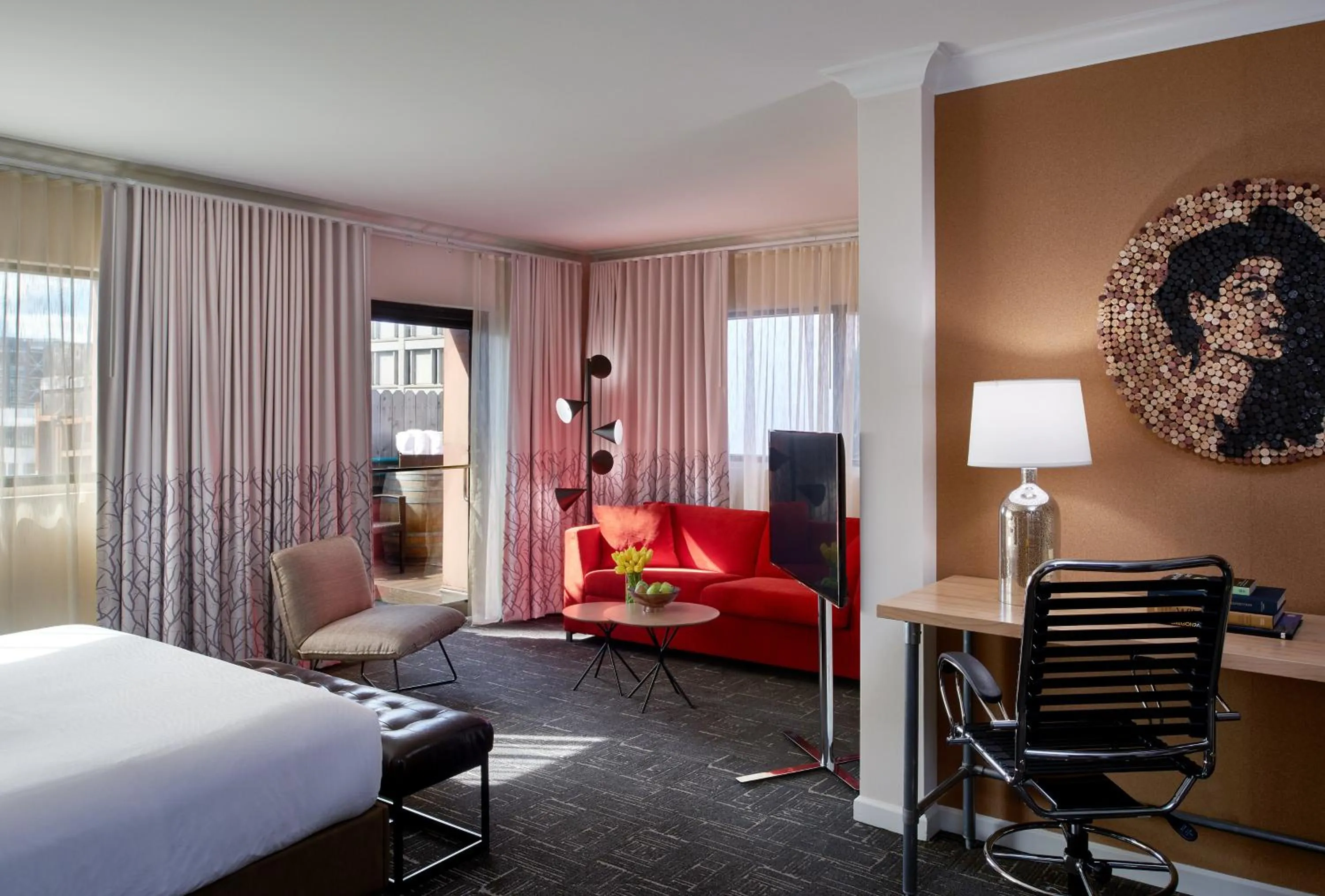 Photo of the whole room, Bed in Kimpton Hotel Vintage Portland by IHG