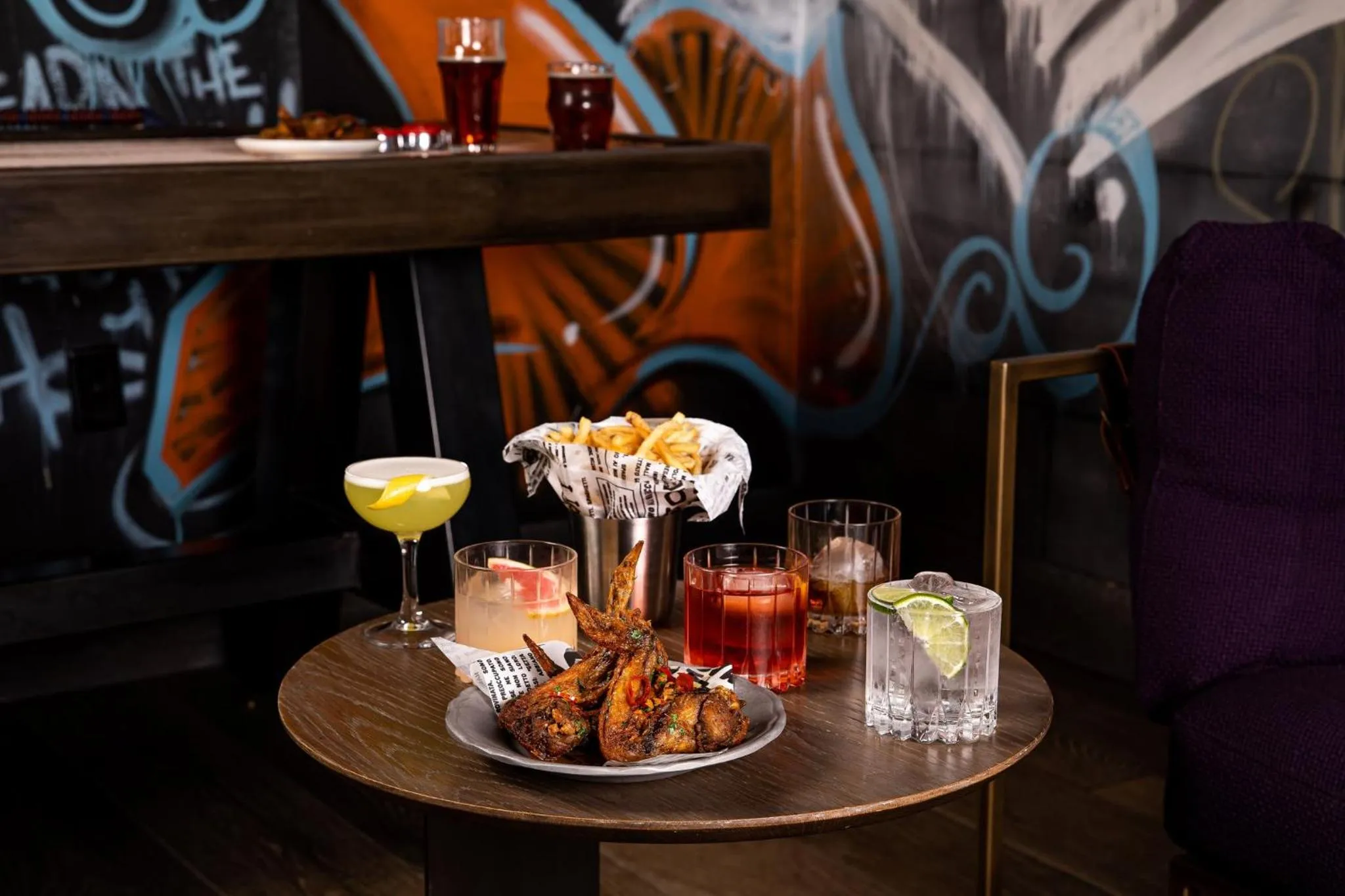 Lounge or bar in Kimpton Hotel Vintage Portland by IHG