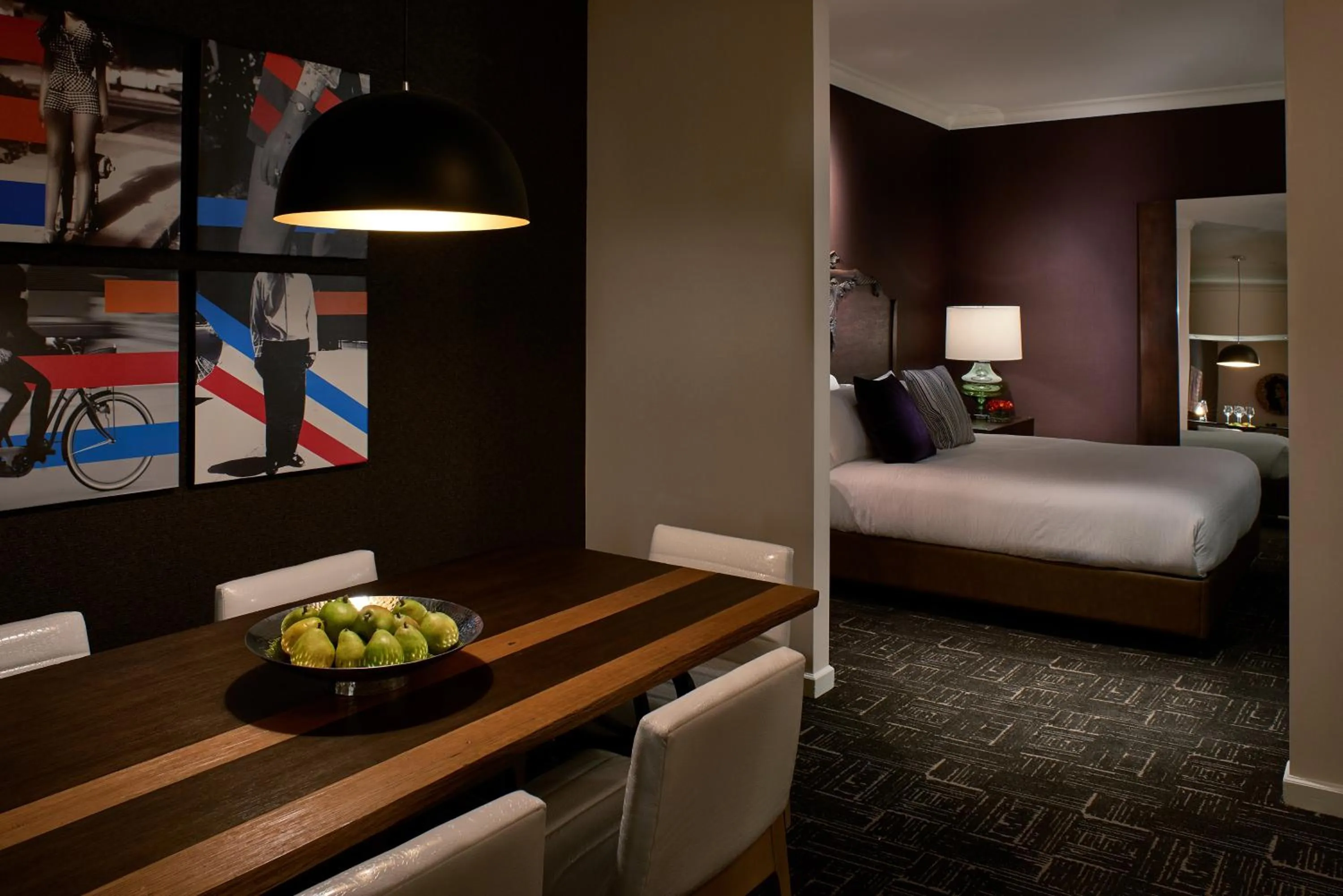 Photo of the whole room, Bed in Kimpton Hotel Vintage Portland by IHG