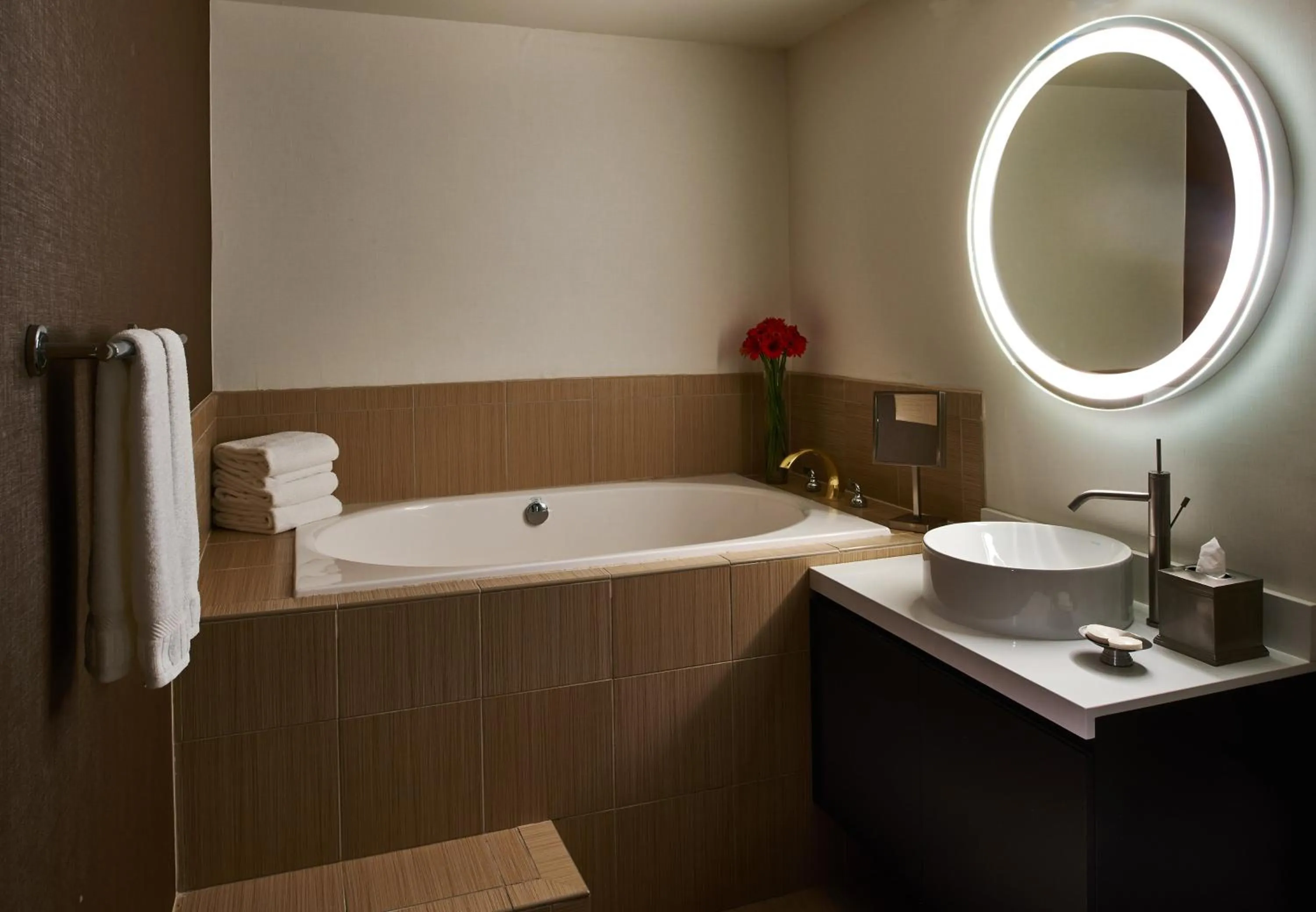 Photo of the whole room in Kimpton Hotel Vintage Portland by IHG