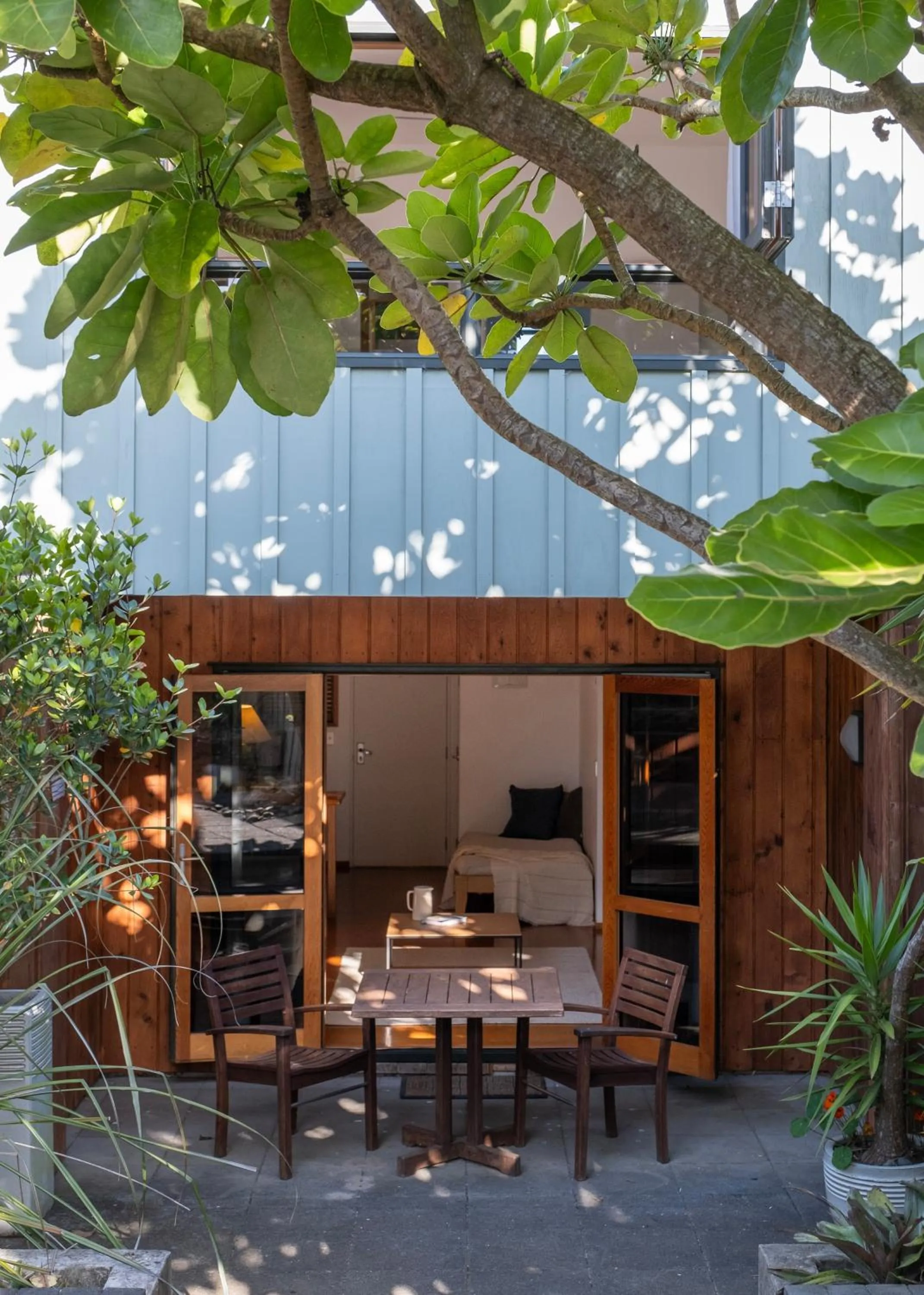 Bow Street Apartments & Cottage