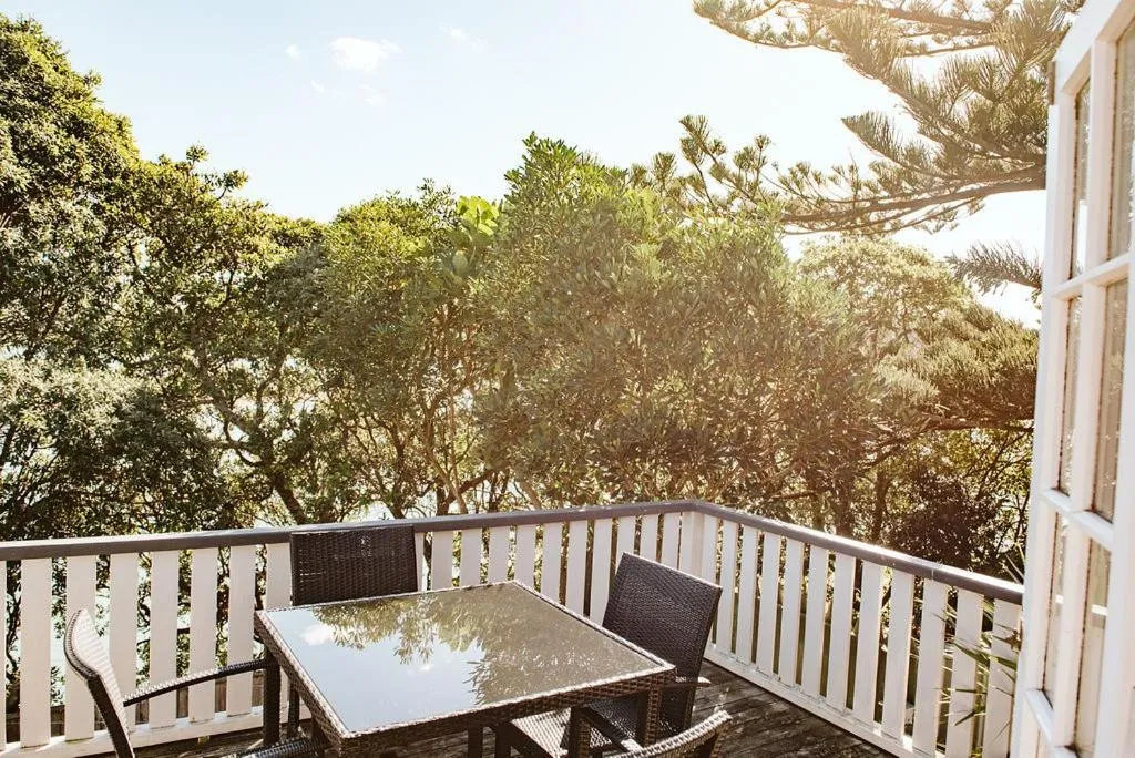 Bow Street Apartments & Cottage