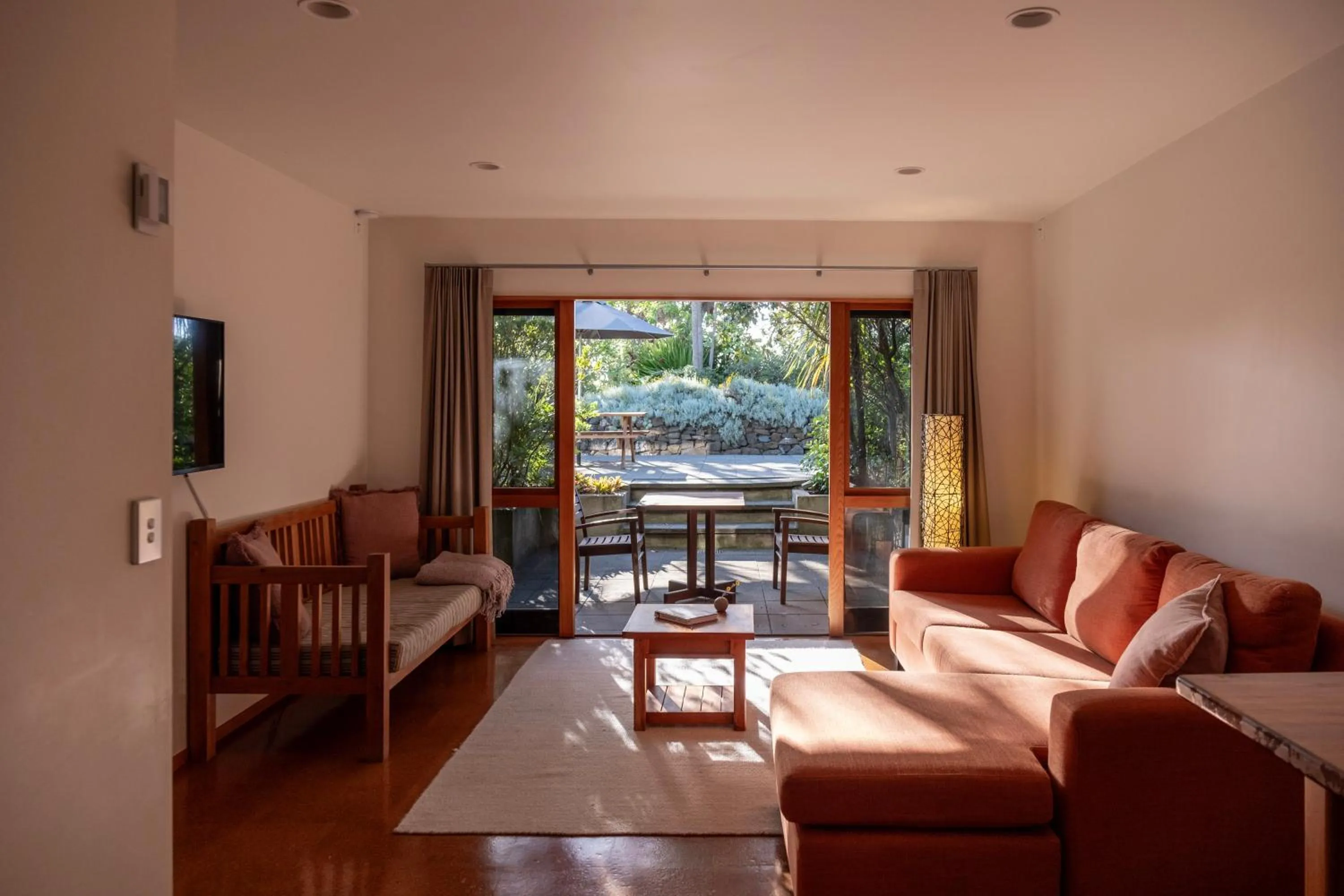 Bow Street Apartments & Cottage