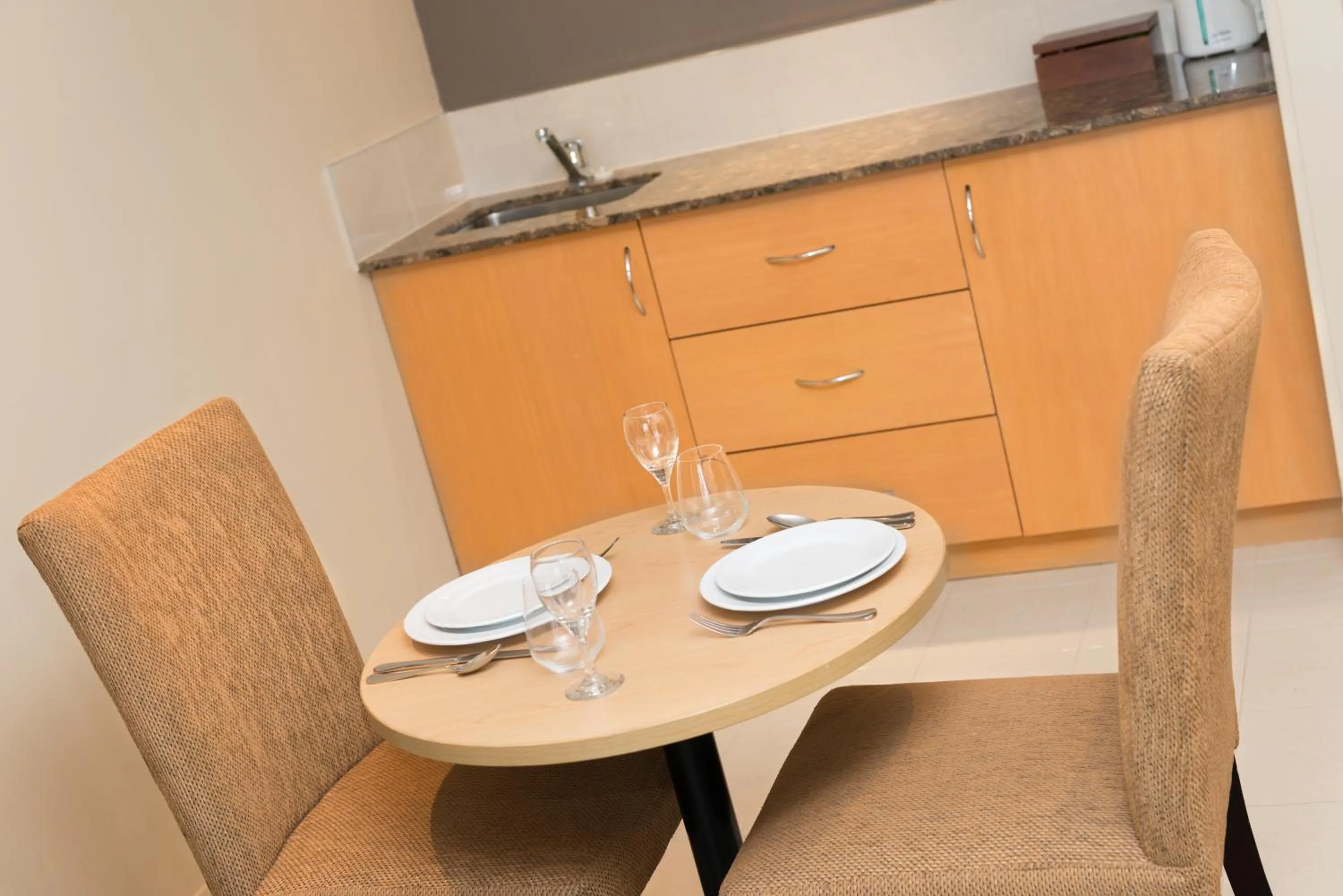 Dining area in Copthorne Hotel Auckland City