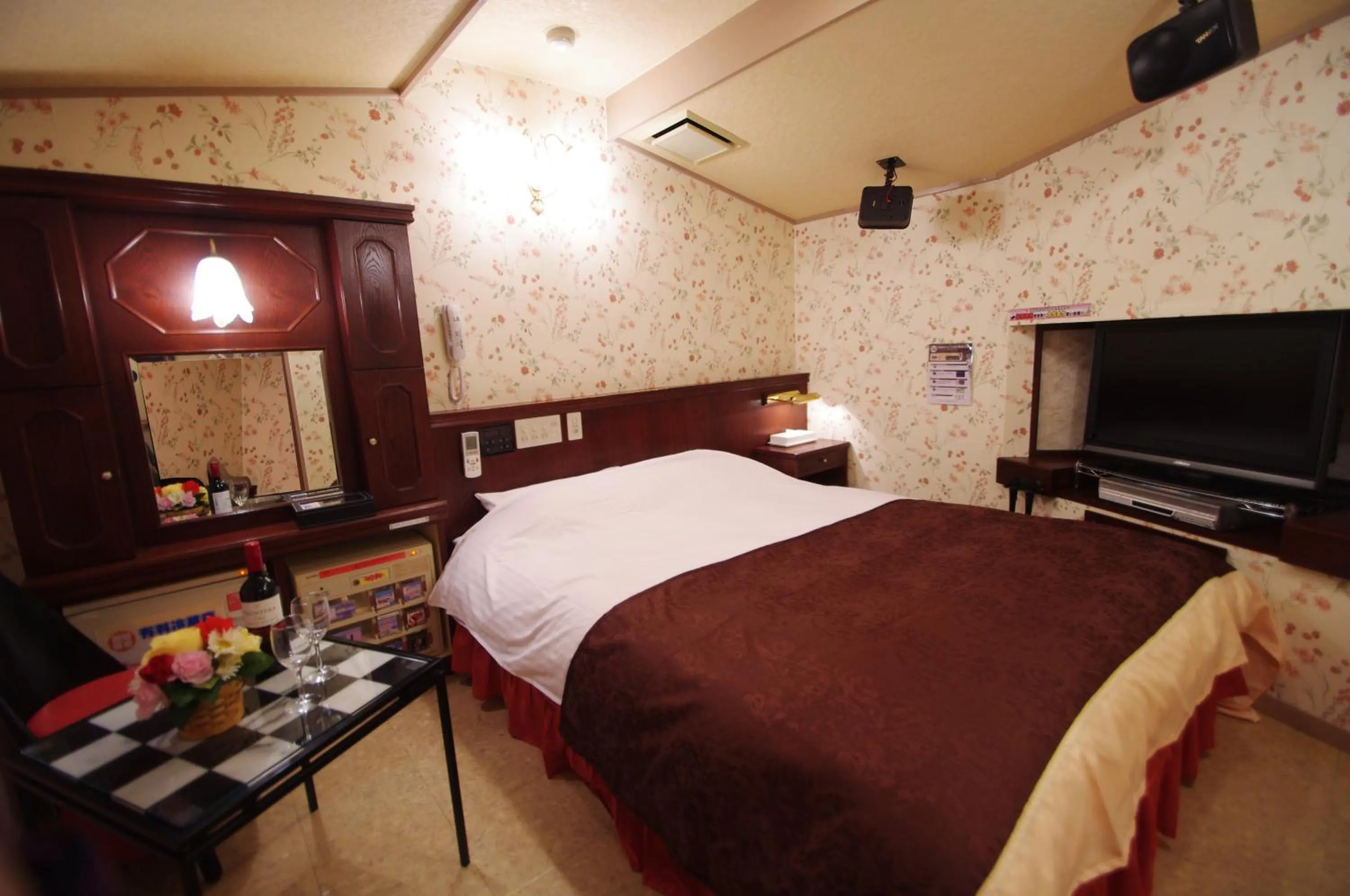 Bed in Alohain Yonago