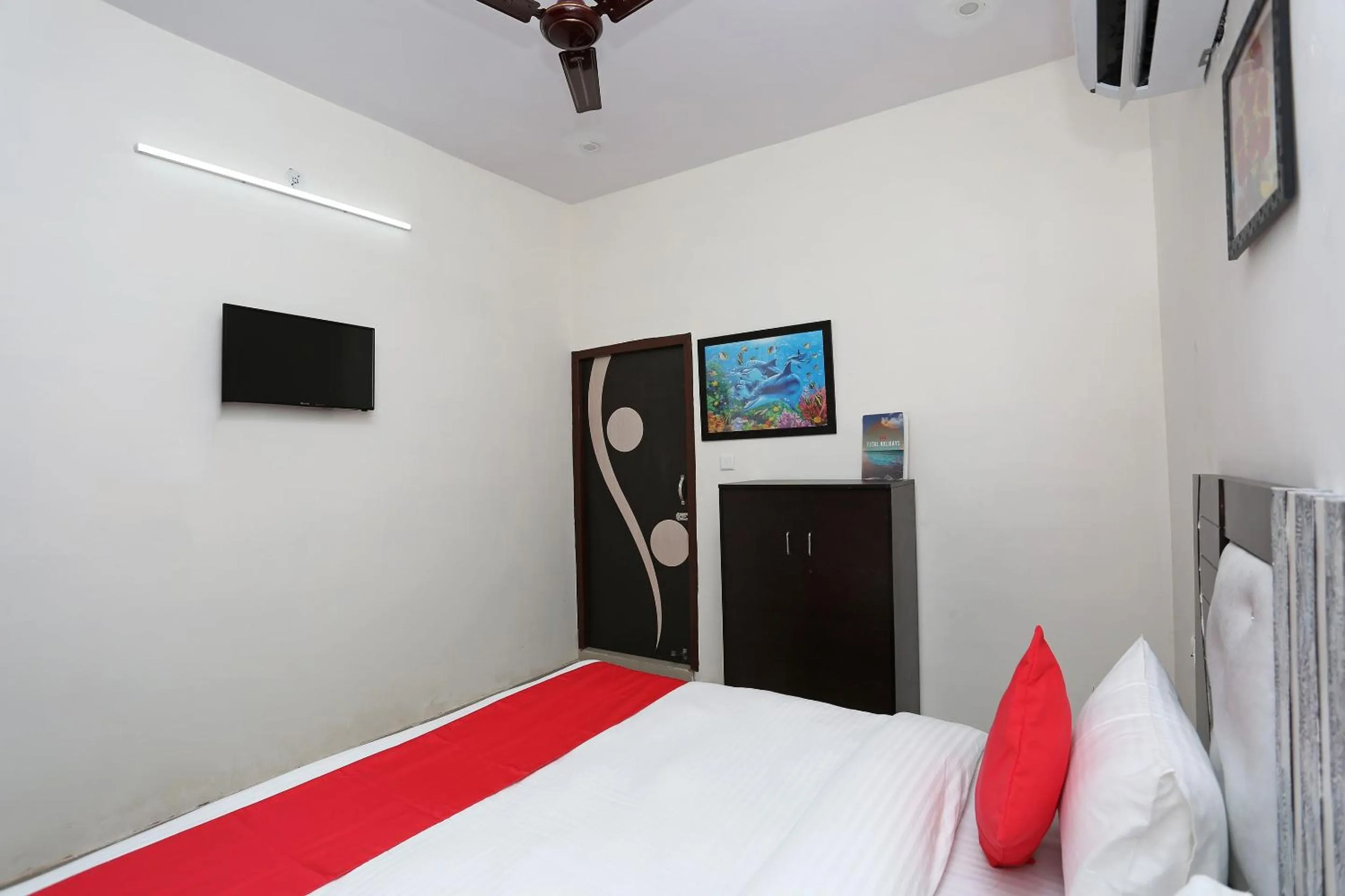 Bedroom, Bed in Hotel O Tirupati Residency