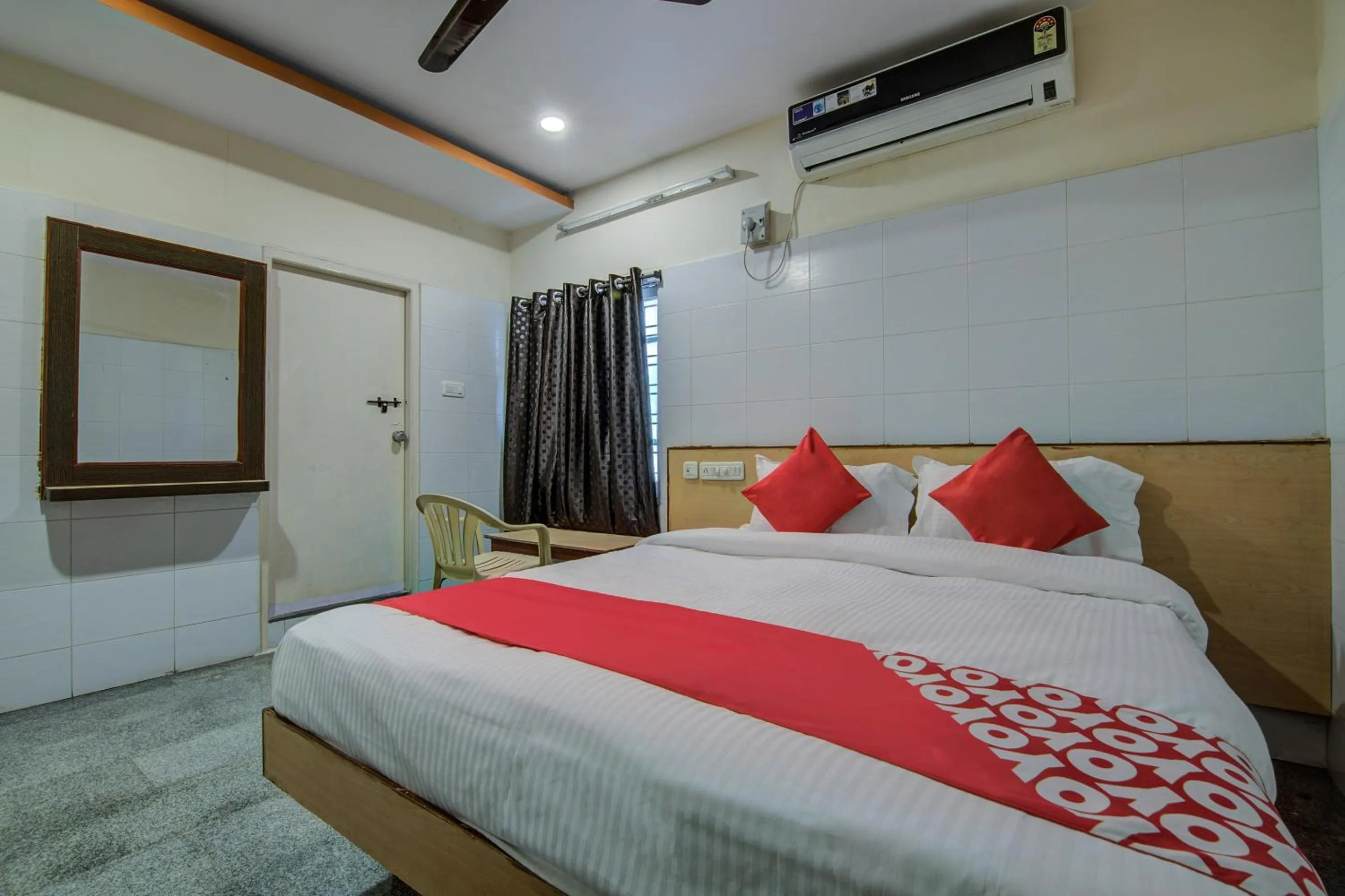 Bathroom in Hotel O Mayur's residency