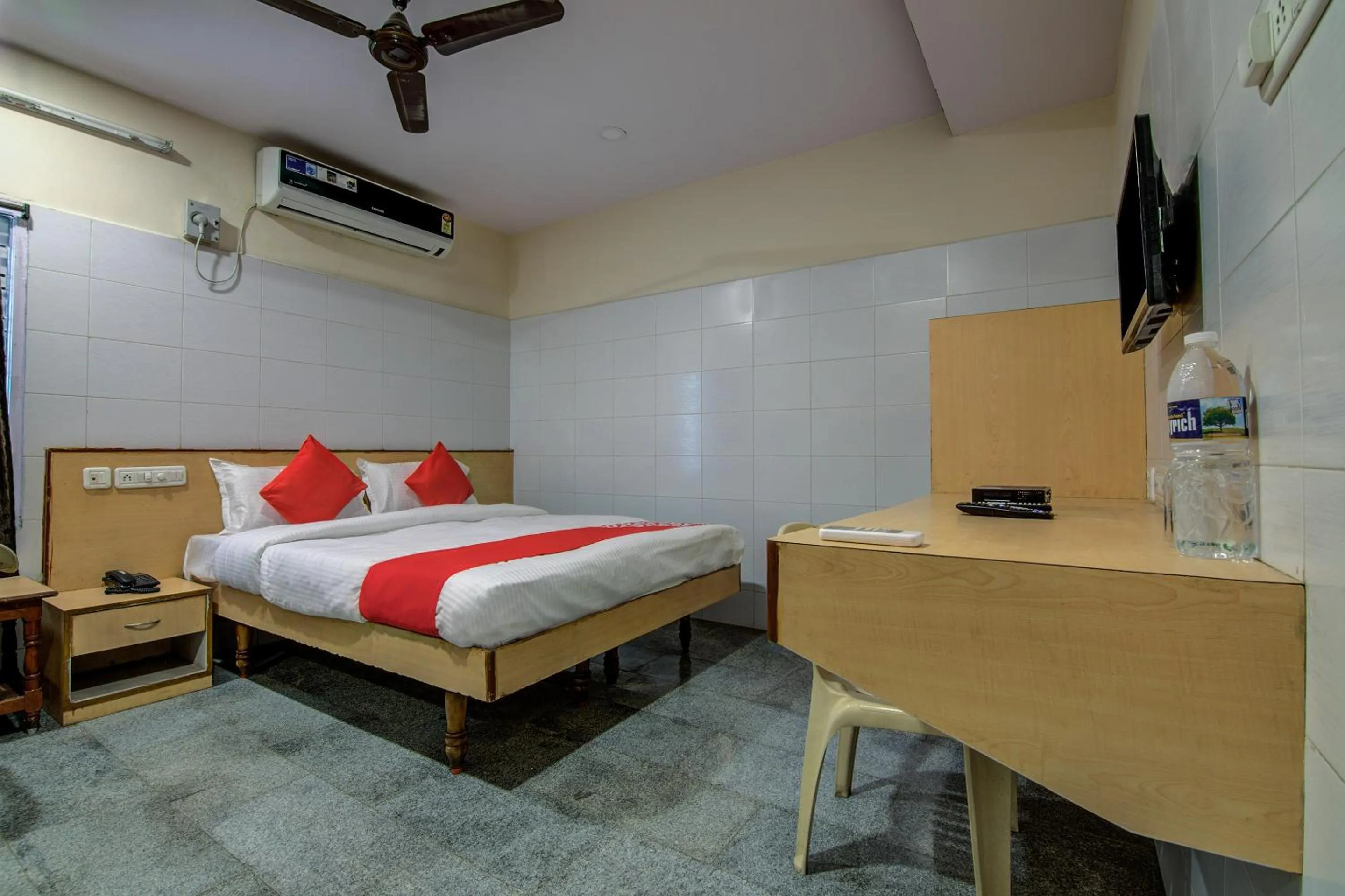 Bedroom in Hotel O Mayur's residency
