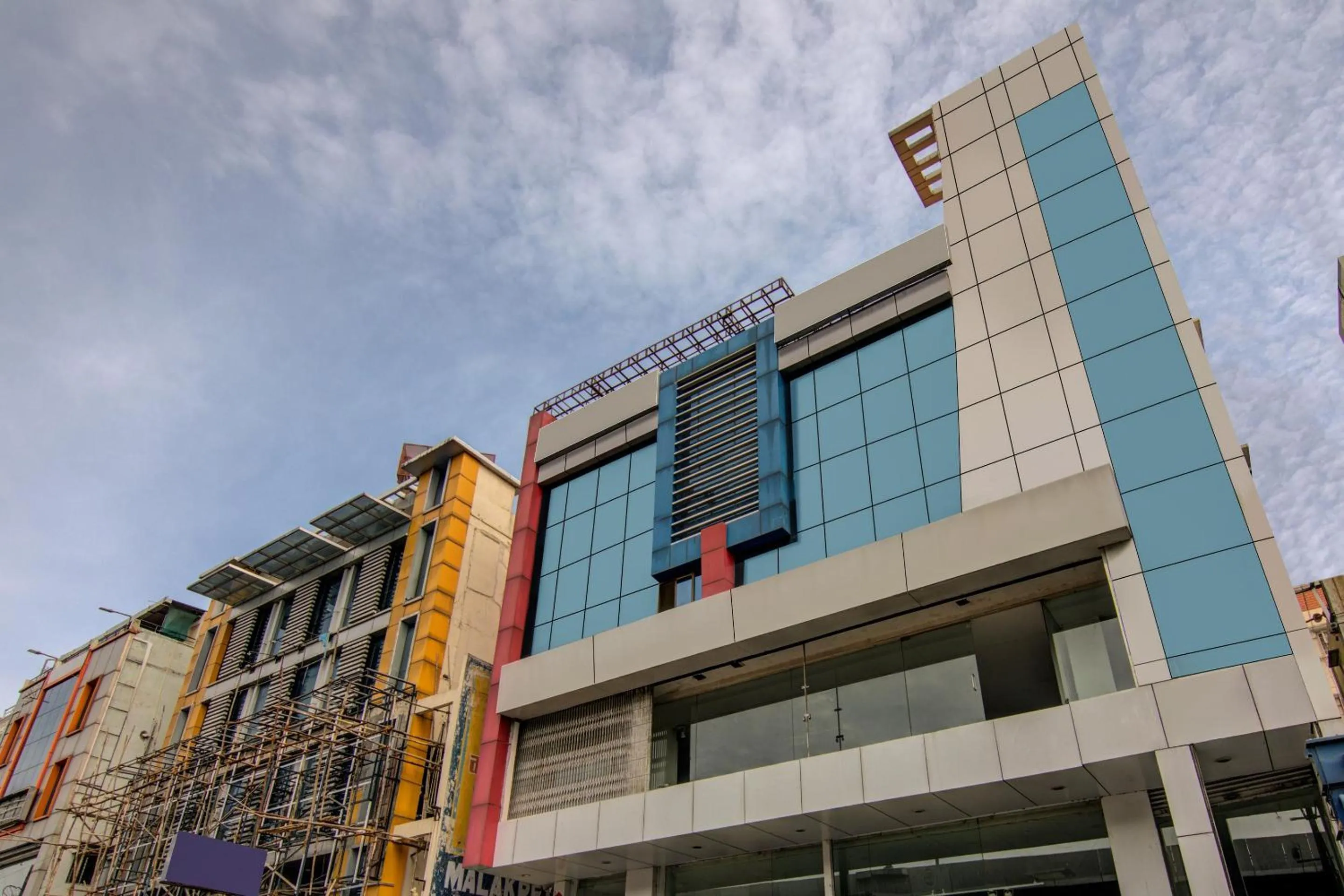 Facade/entrance, Property Building in Hotel O Mayur's Residency Near Malkpet