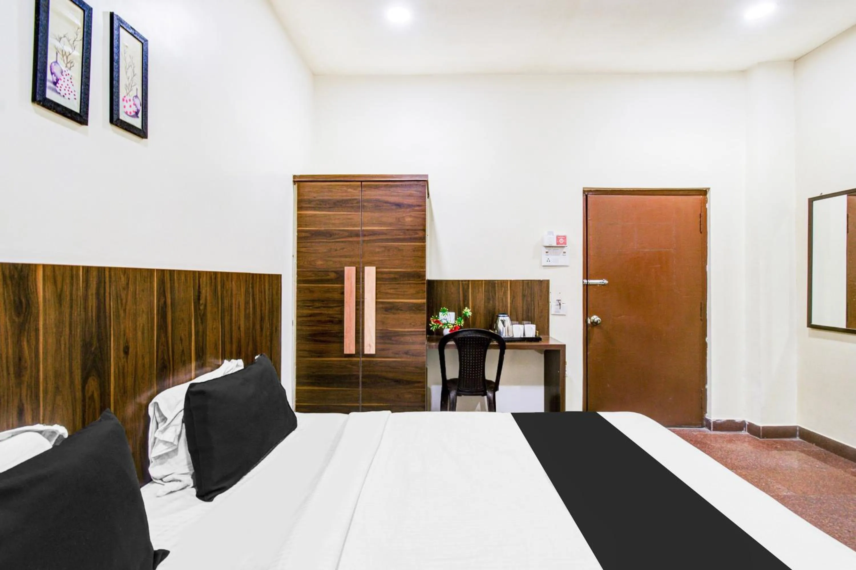 Bedroom, Bed in Super Townhouse Townvilla Guesthouse