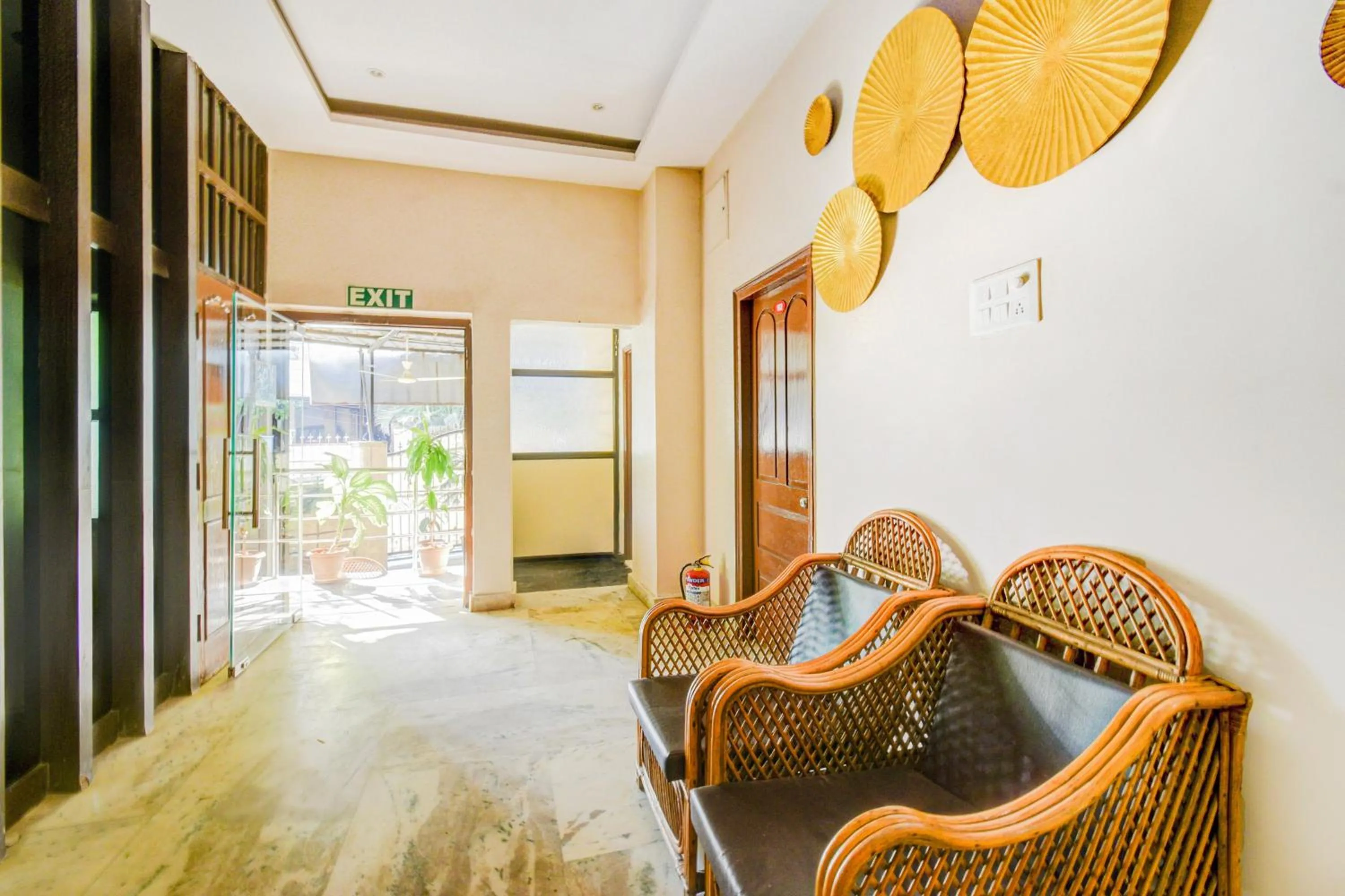 Lobby or reception in Super Townhouse Townvilla Guesthouse