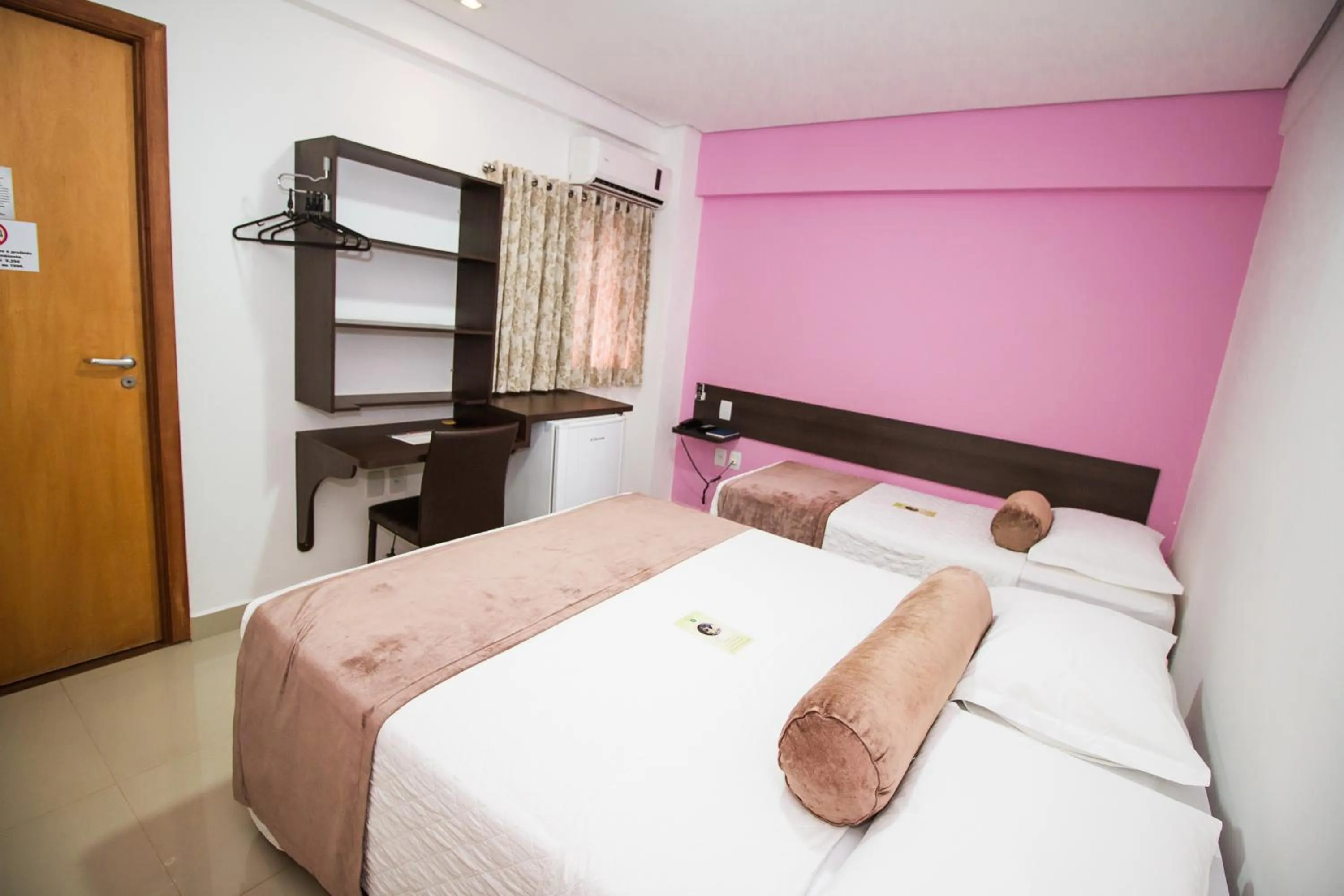 Photo of the whole room, Bed in Hotel Nativo