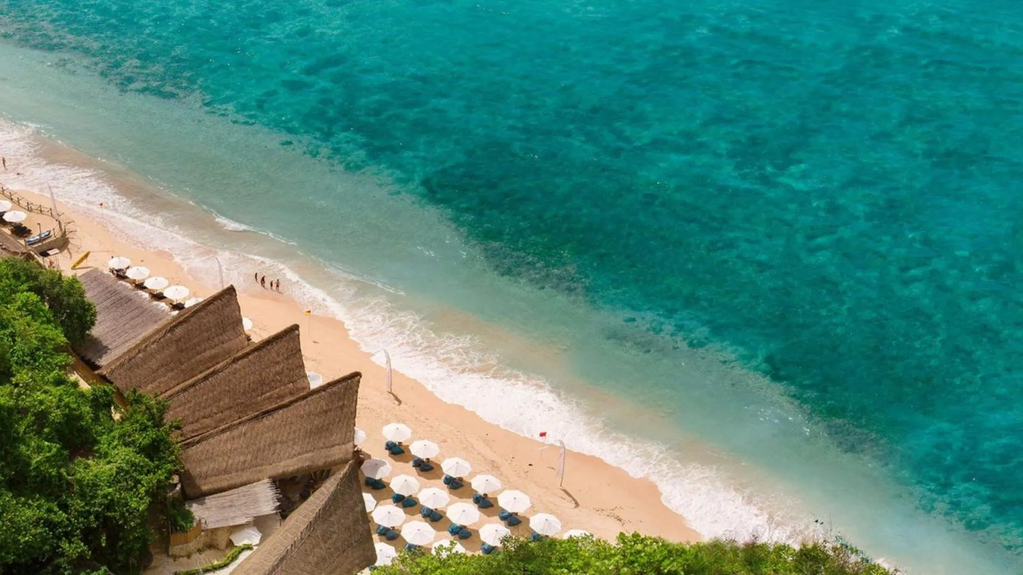 Beach in Georgina Estate by Villas Direct Bali