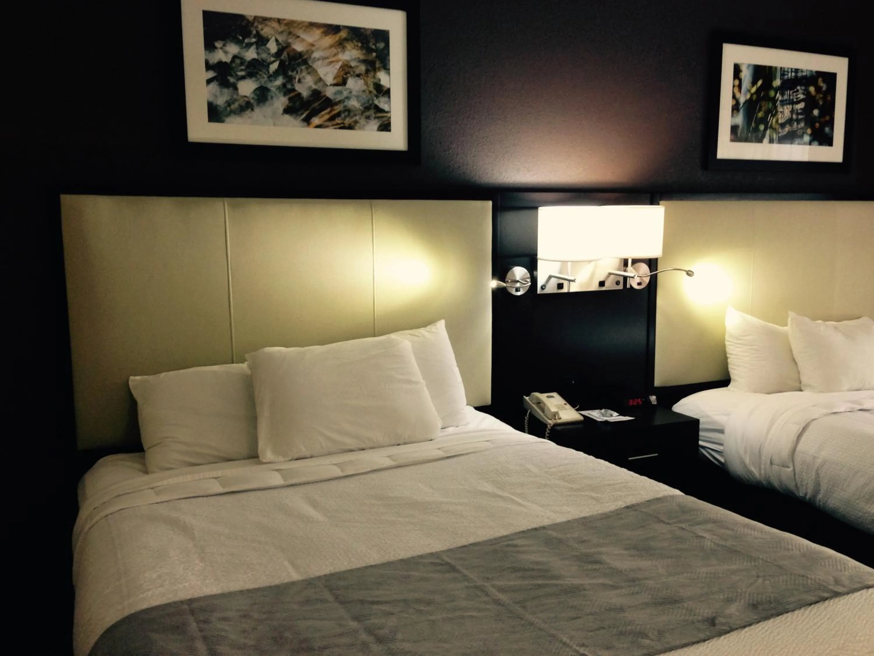 Bed in Cherokee Grand Hotel