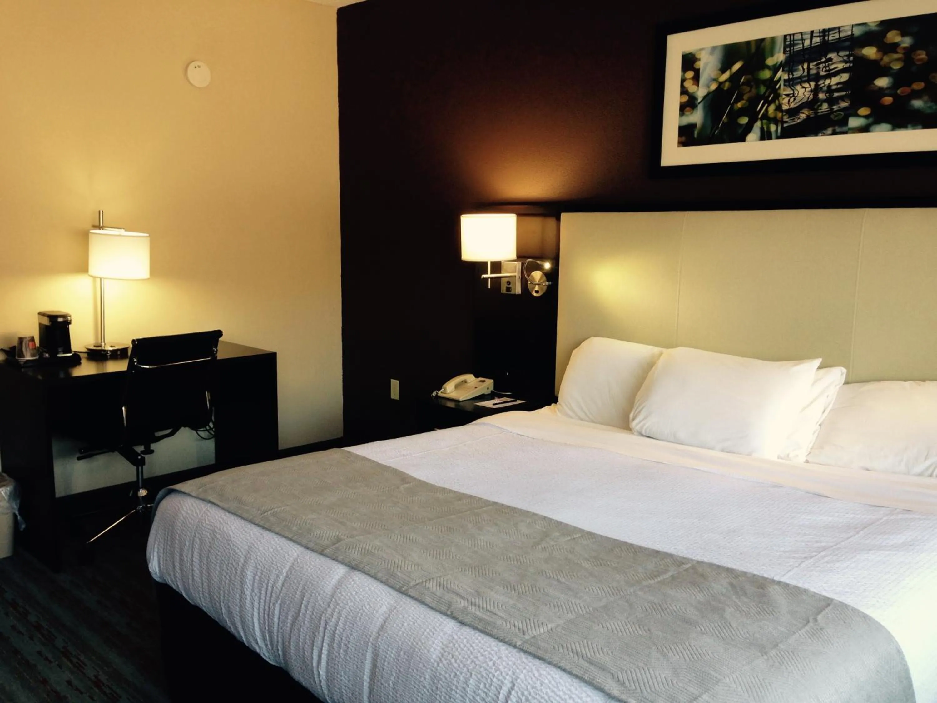 Bed in Cherokee Grand Hotel