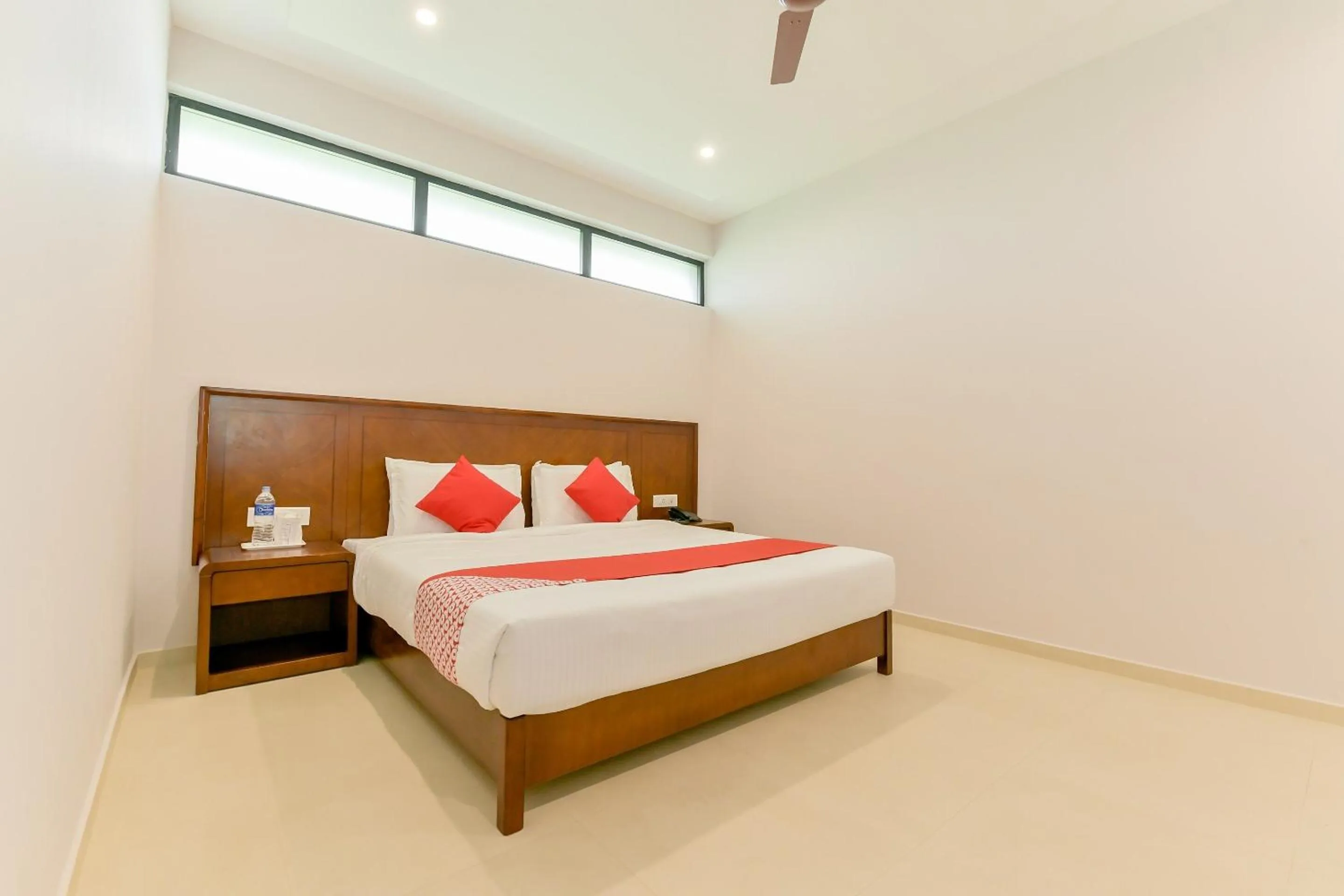 Bedroom, Bed in Super Townhouse Edassery Blue Bells