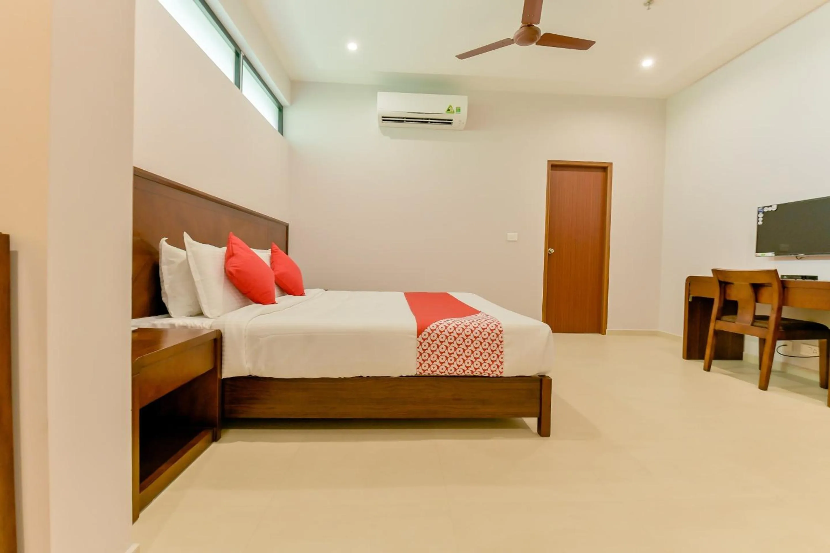 Bedroom, Bed in Super Townhouse Edassery Blue Bells