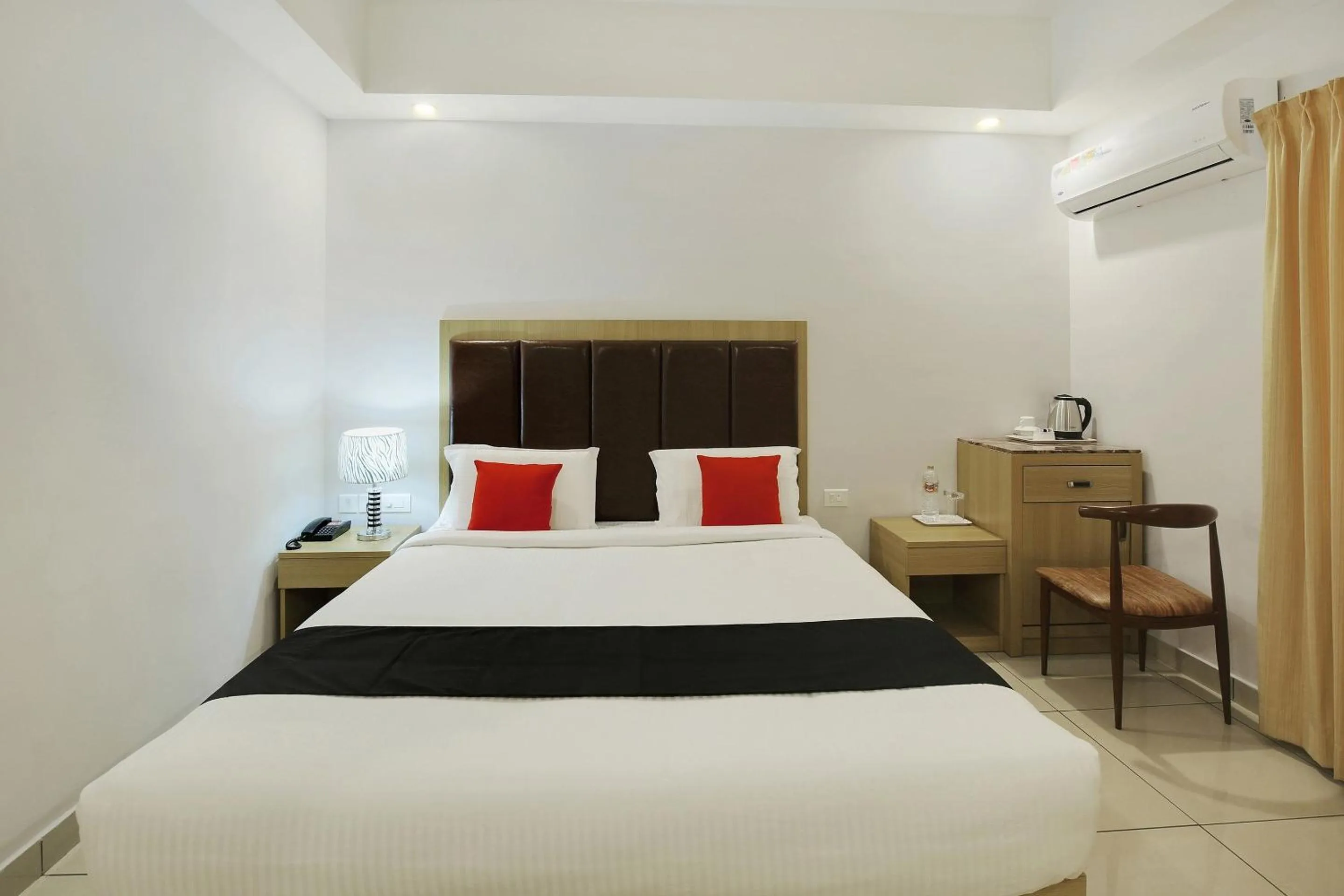 Bedroom, Bed in Super Townhouse Edasserys Kalamassery Tourist Home