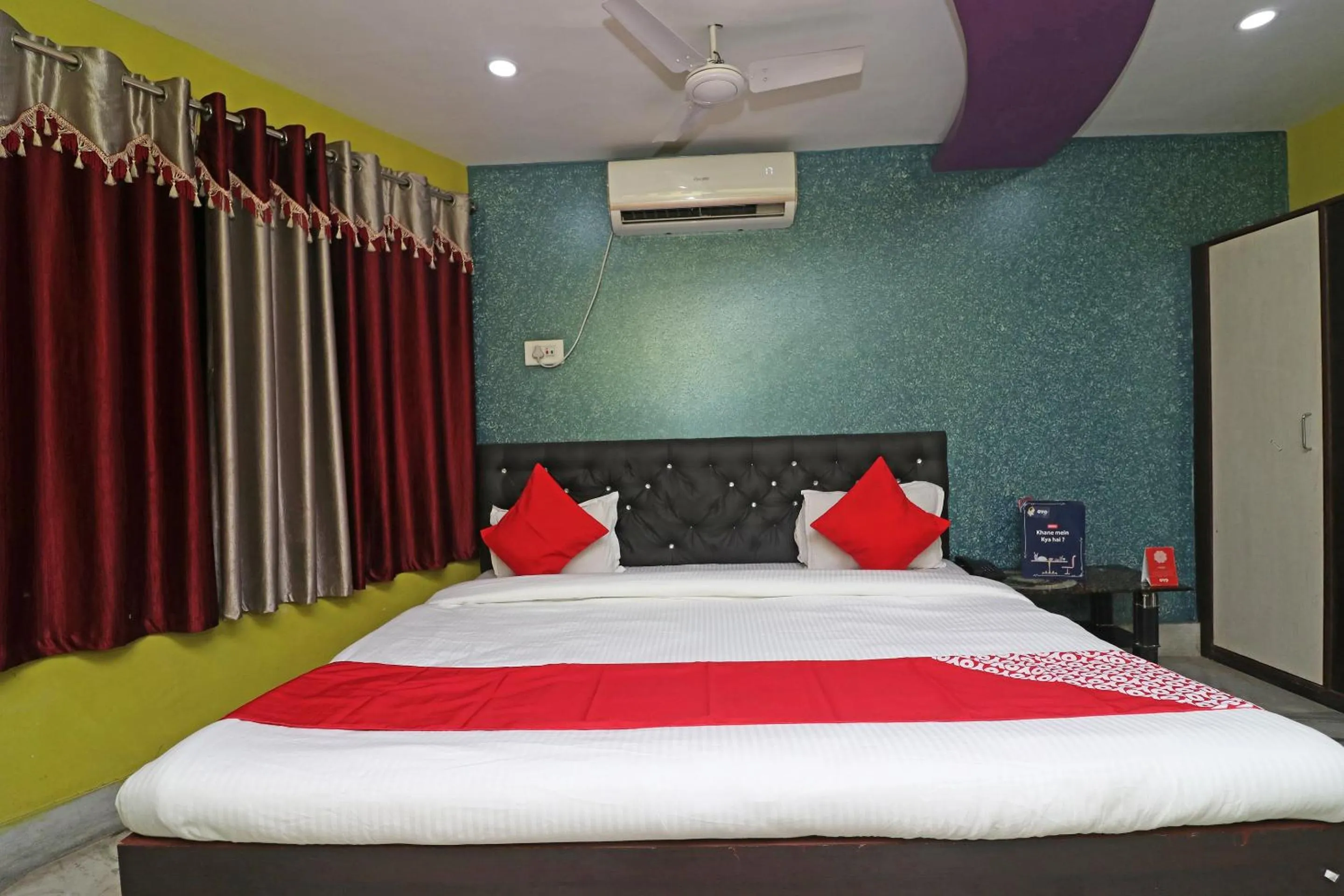 Bedroom, Bed in OYO 18490 Hotel Jagannath International