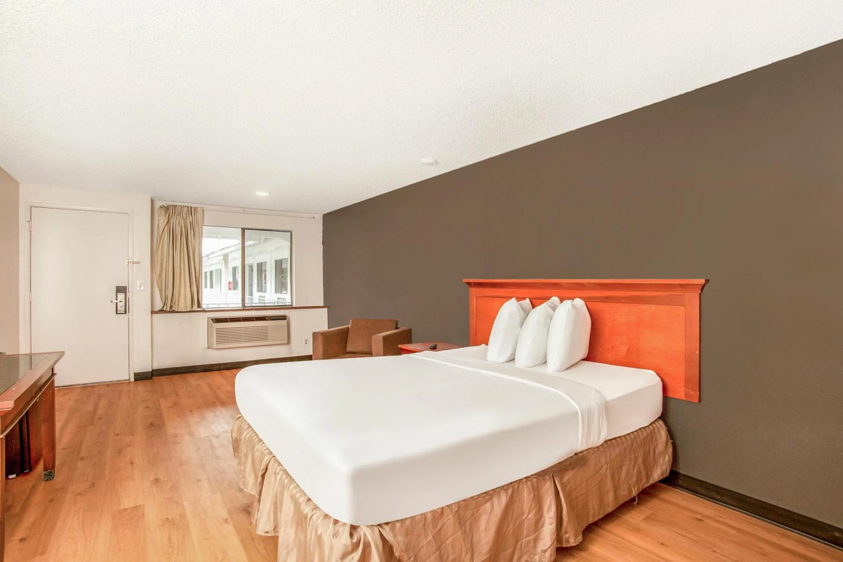 Bedroom in OYO Hotel Centralia