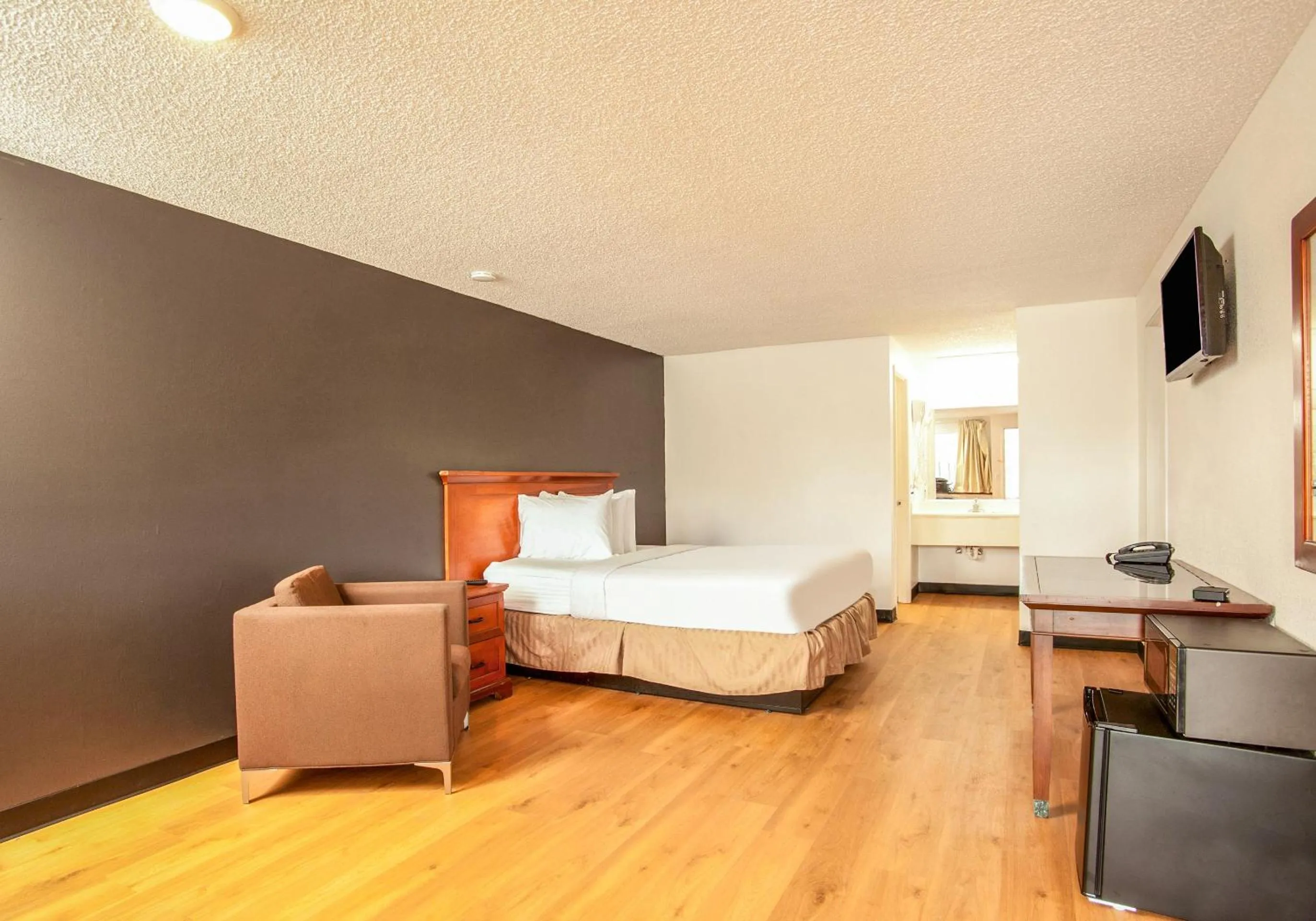 Bedroom in OYO Hotel Centralia