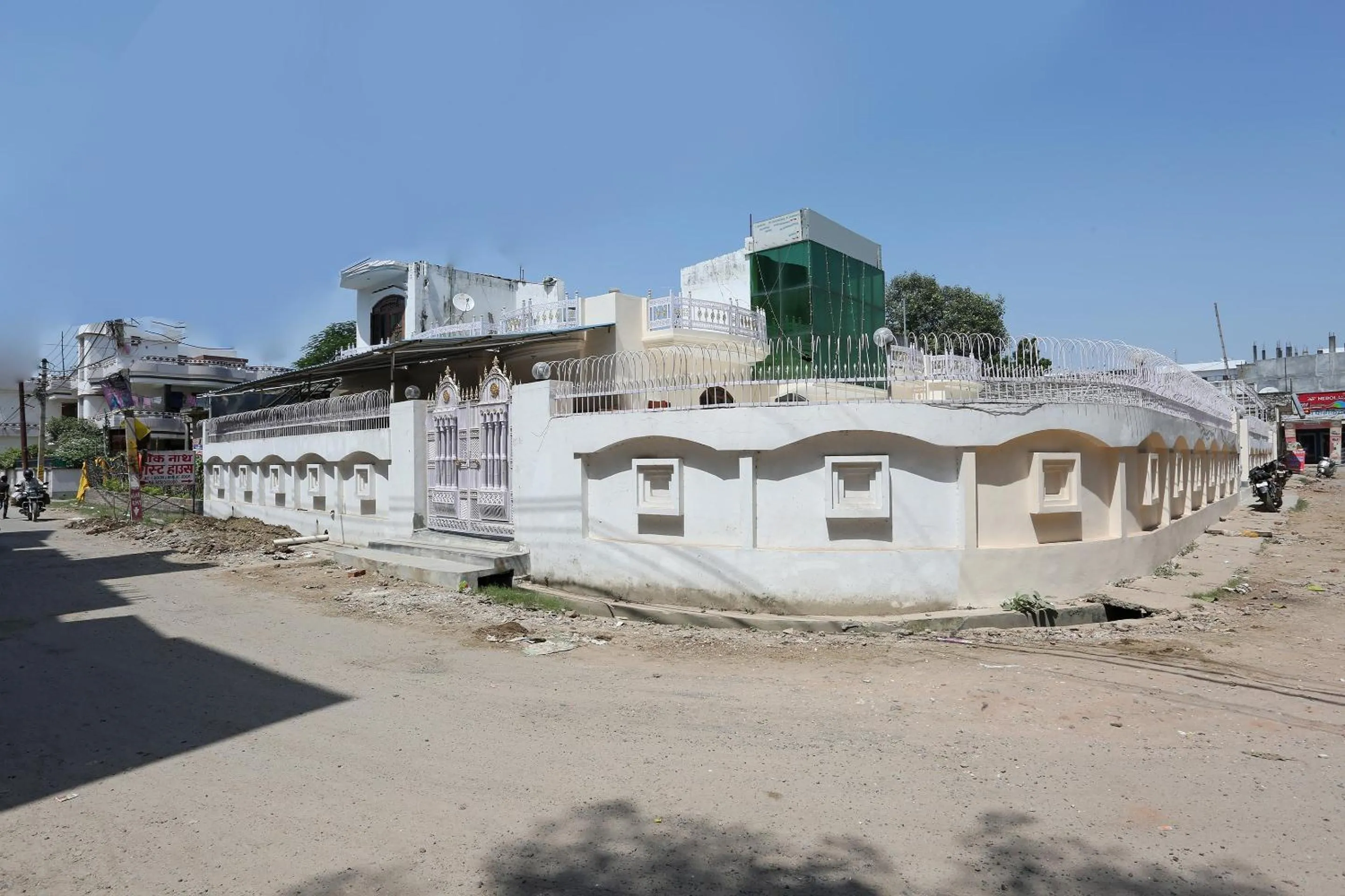 Facade/entrance in Hotel O Loknath Inn