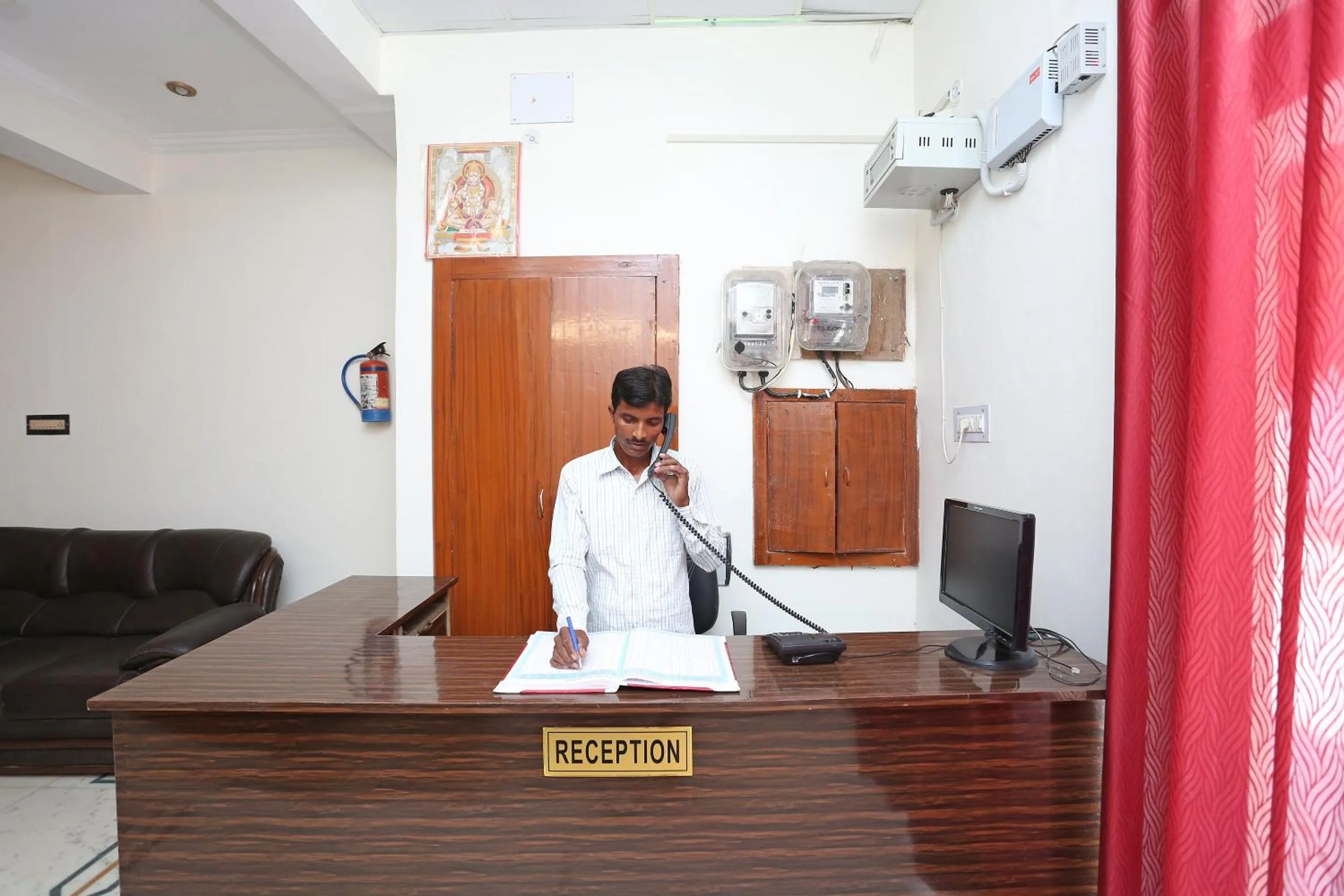 Lobby or reception in Hotel O Loknath Inn