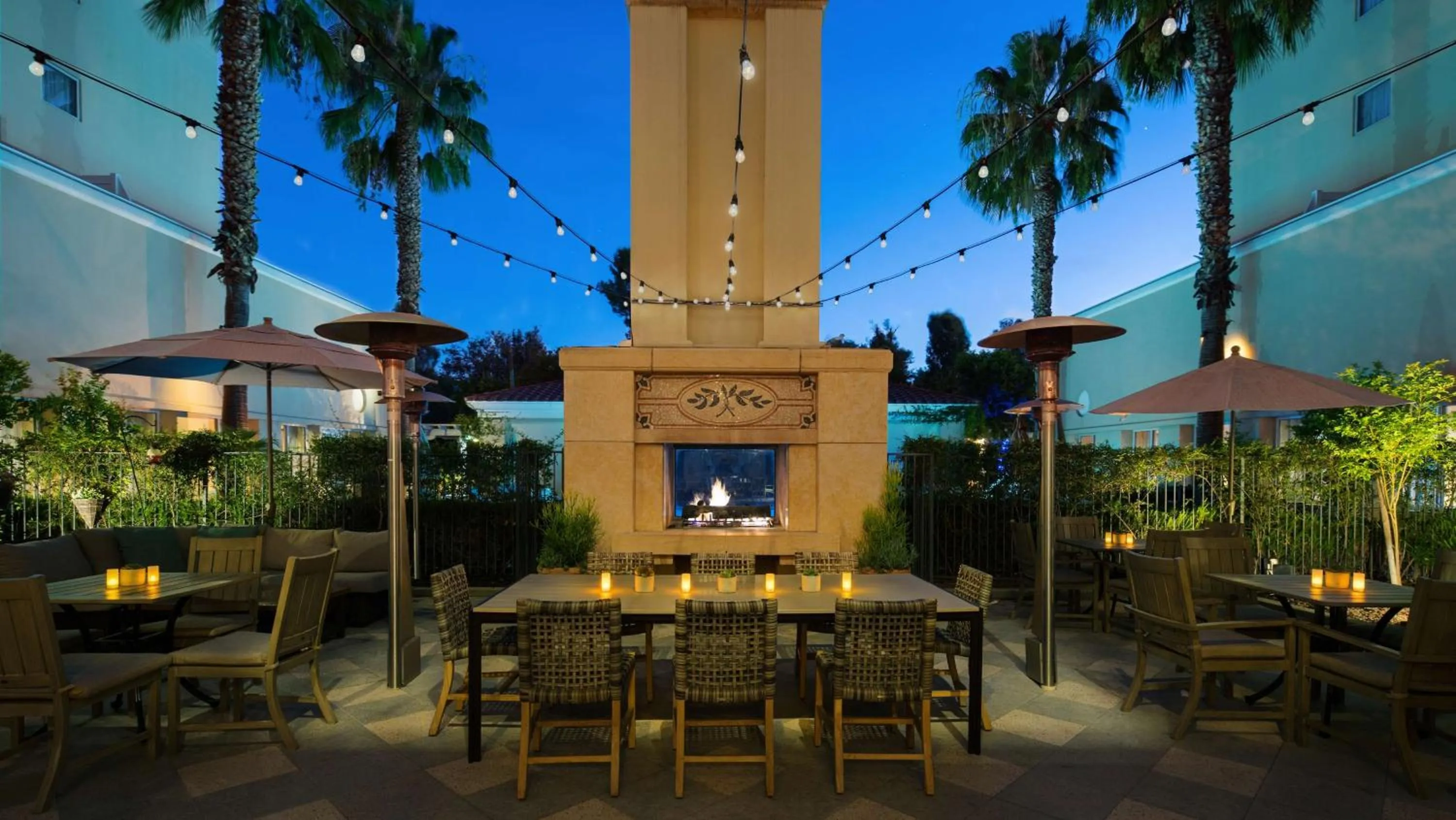 Restaurant/places to eat in Hyatt Regency Valencia