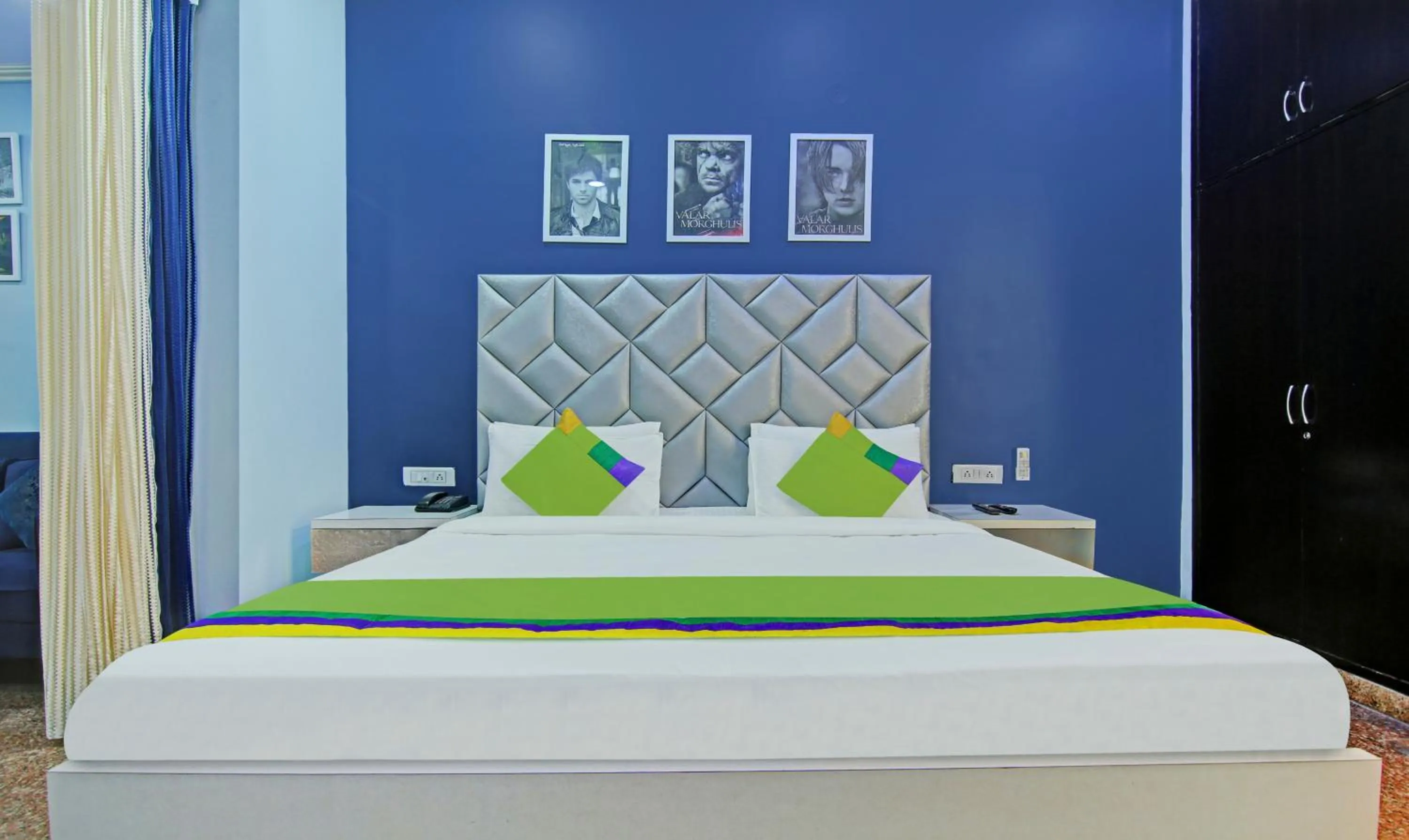 Bedroom, Bed in Itsy Hotels Golden Vista