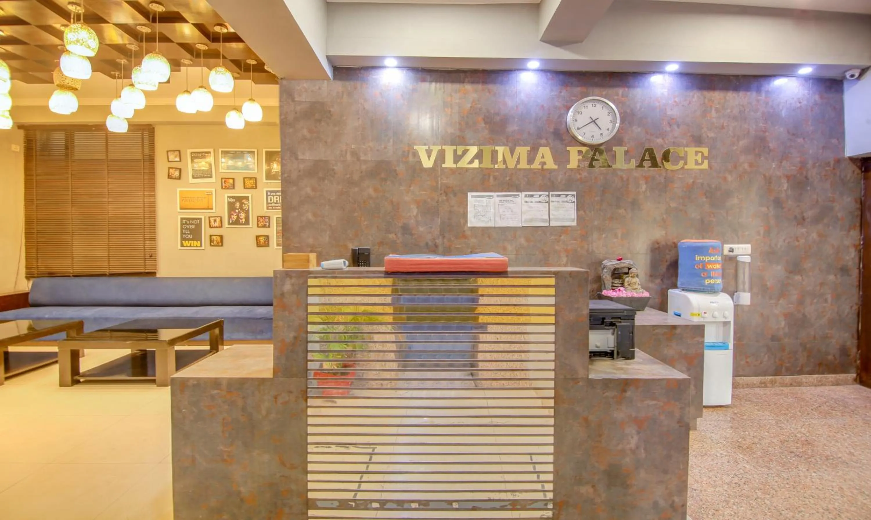 Lobby or reception in Itsy Hotels Vizima