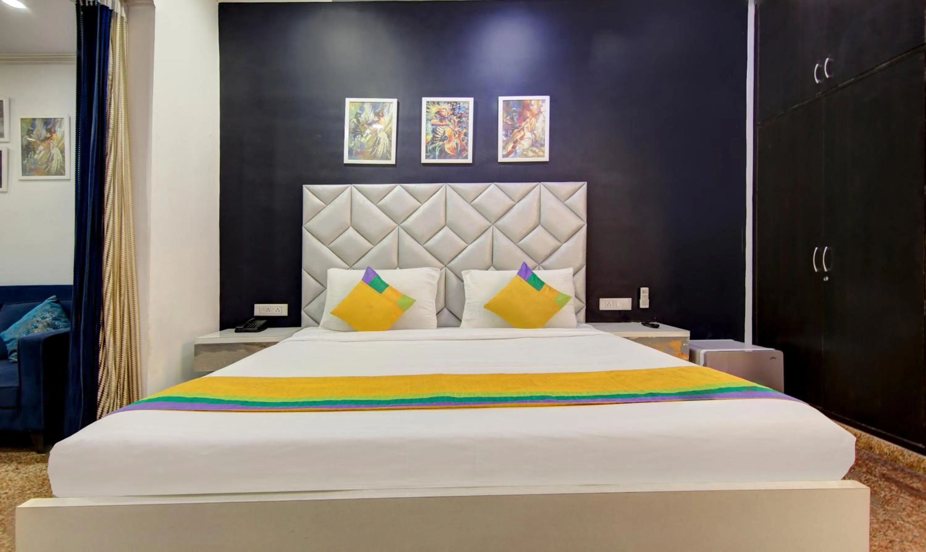 Bedroom, Bed in Itsy Hotels Golden Vista